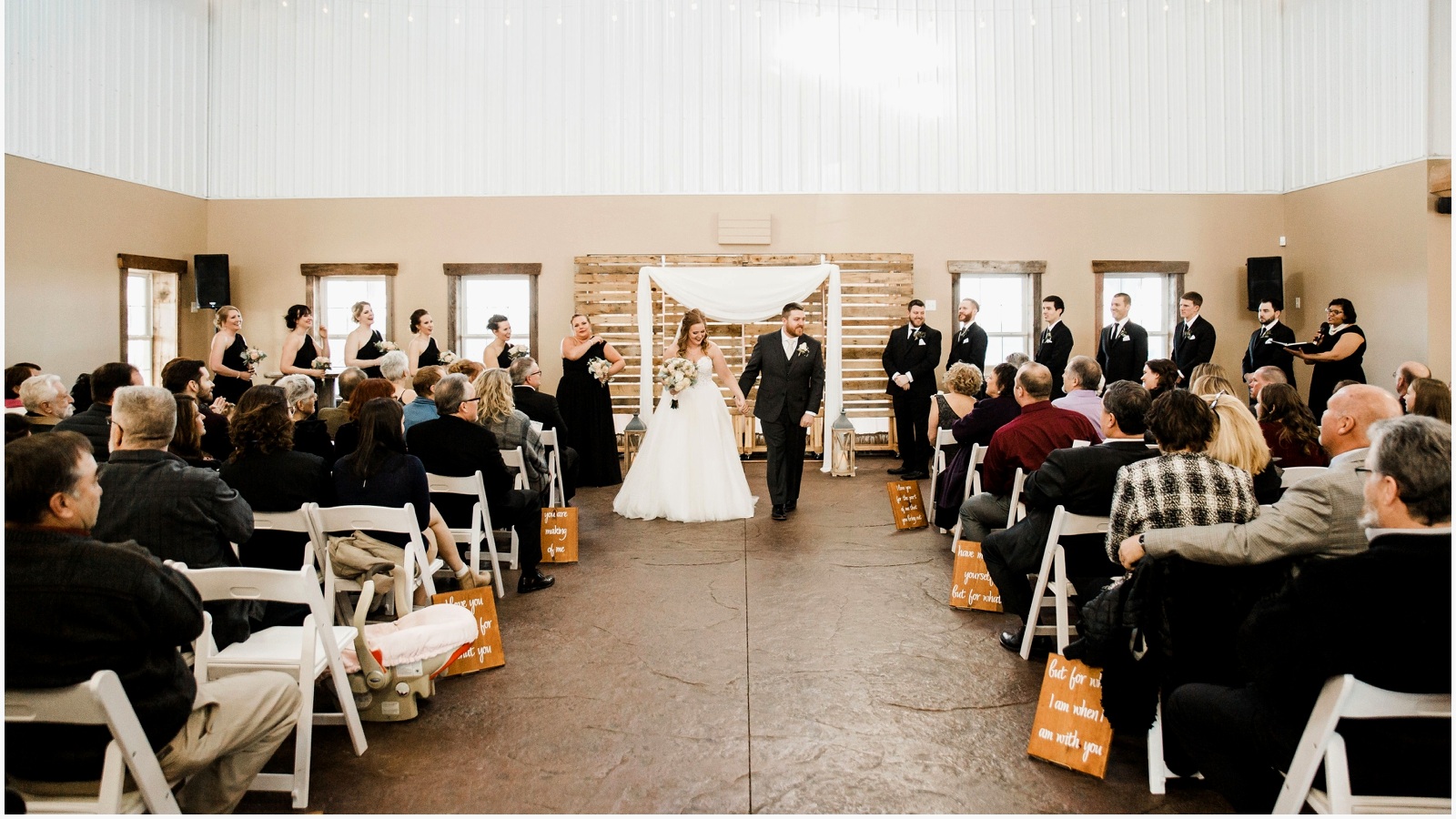 MN+Wedding+Venue+in+the+Country.+The+Outpost+Center_0152.jpg