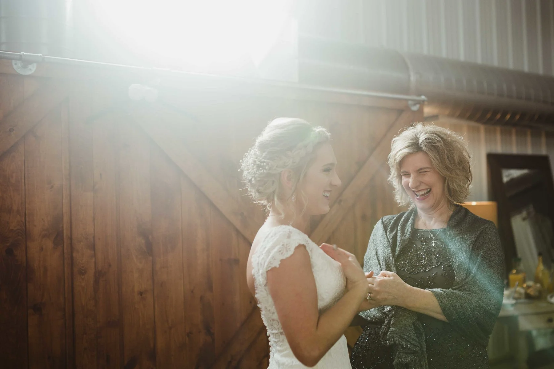 MN Wedding Vendor Spotlight | Melanie Louise Photography