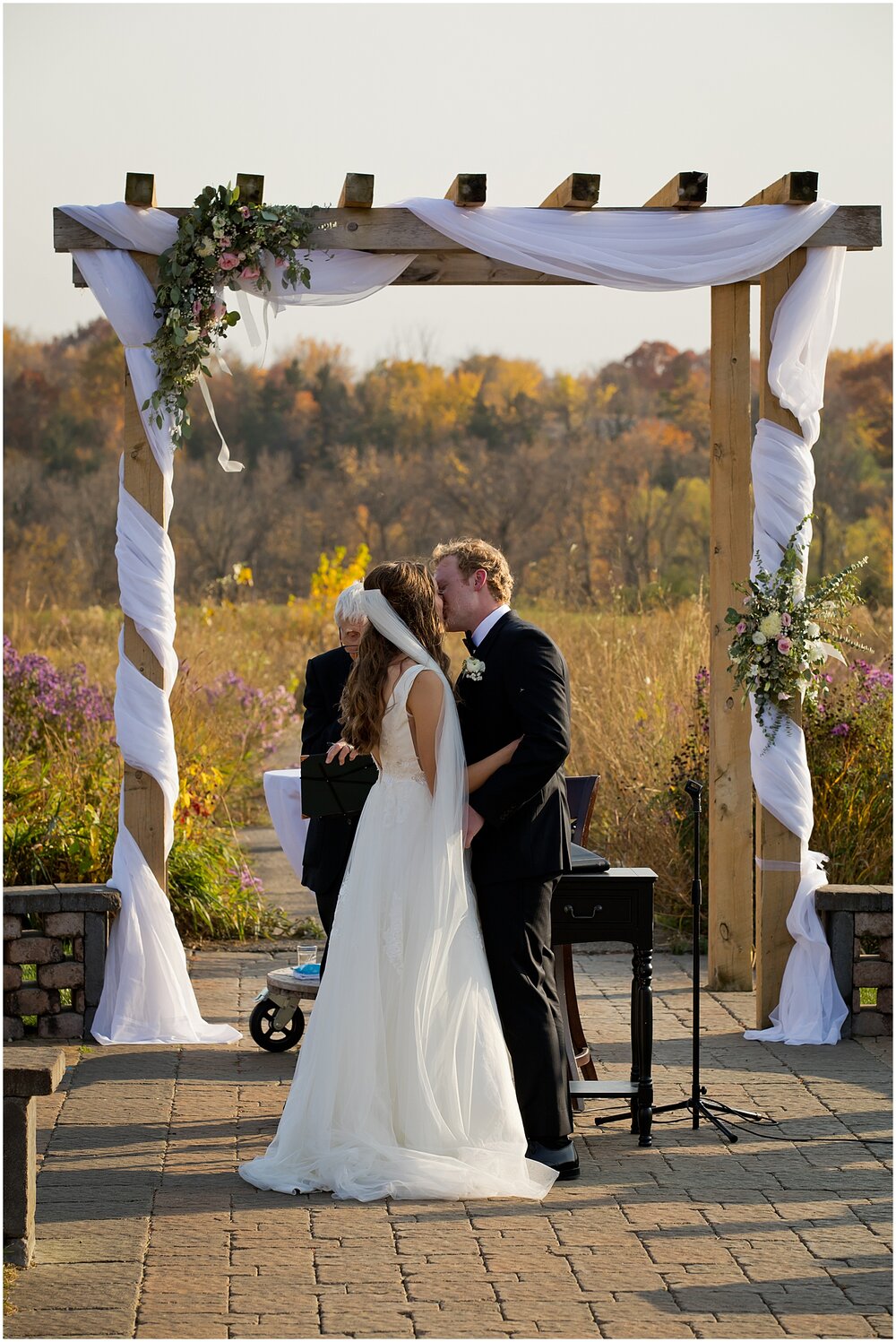 Chaska Minnesota Wedding - The Outpost Center_4020.jpg