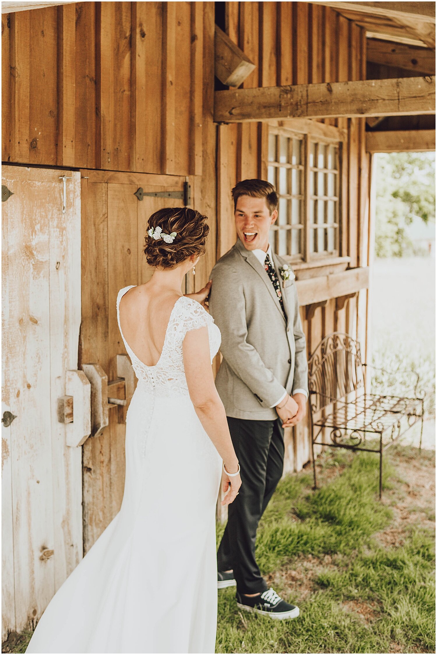  bride and groom’s first look   