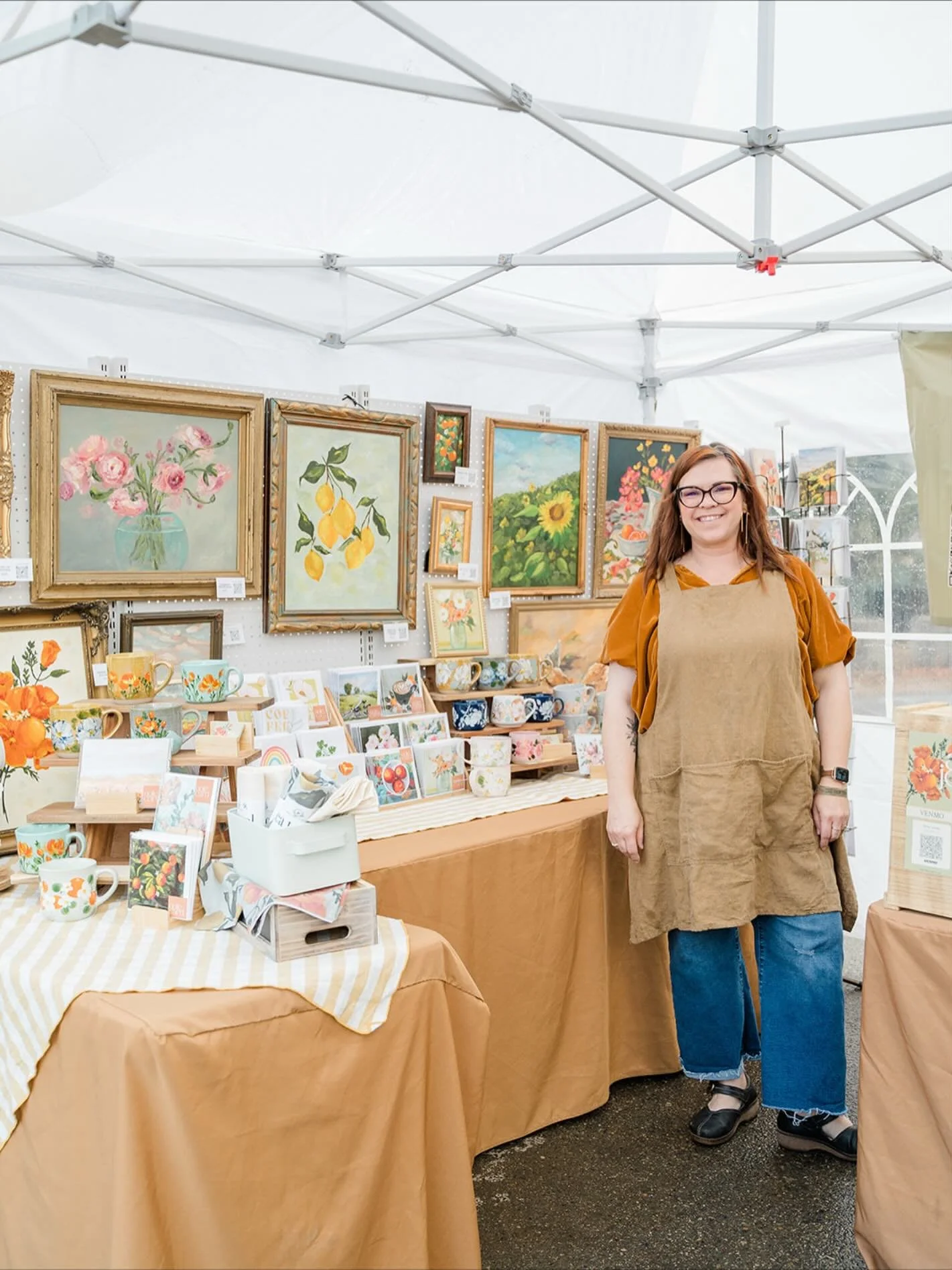 Meet the vendor 🎨🖼️🌸

@amiebethcreates is known for her original oil paintings of fruit and florals sold in locally sourced vintage frames. Her hand painted mugs and ornaments are also a customer favorite! You&rsquo;ll find originals, prints, stic