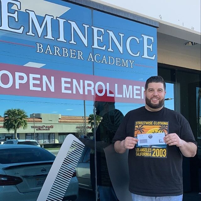 &ldquo;Take responsibility of your own happiness, never put it in other people&rsquo;s hands&rdquo; Congrats to Duke De La O. 💈💯✅ #barbershopconnect #ebafamily#eba#iebarberschools#barberstudent#riversideca#schoolofbarbering#calibarbers#barbercolleg