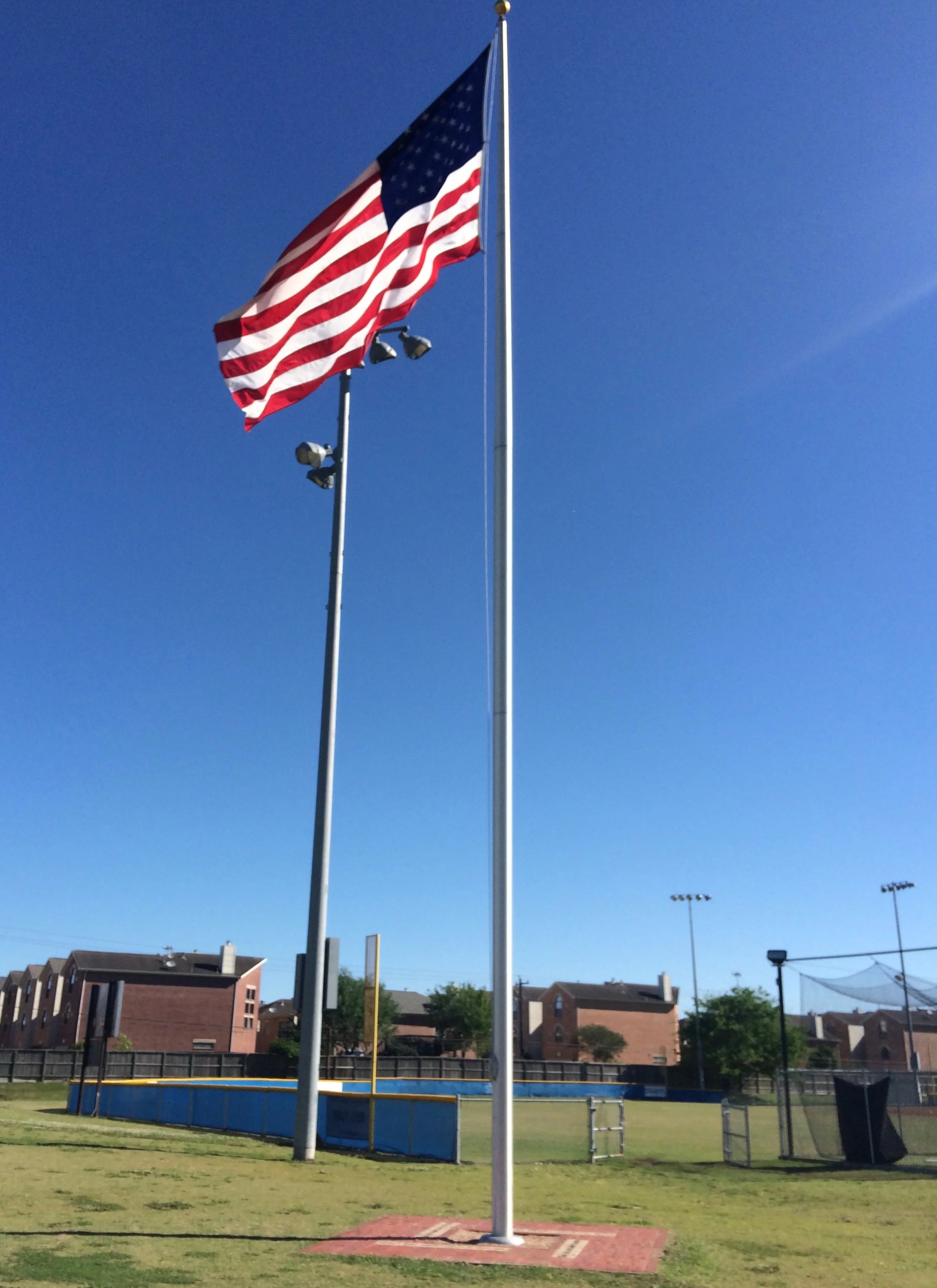 flag3.jpg