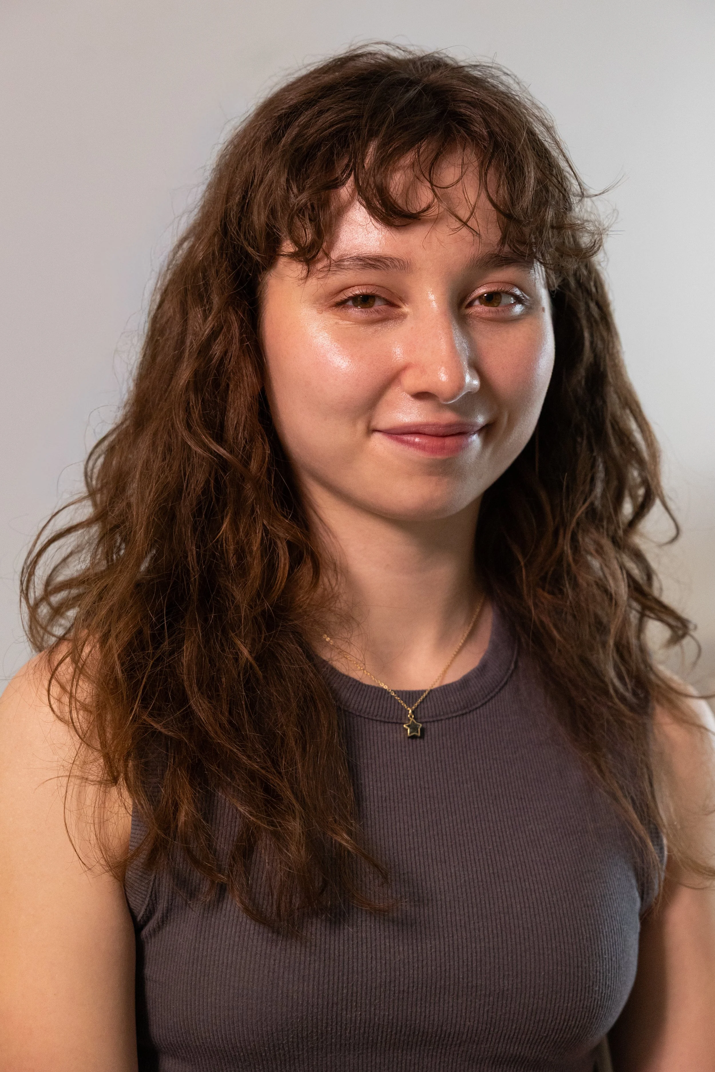 A portrait of the filmmaker Hannah Schuh