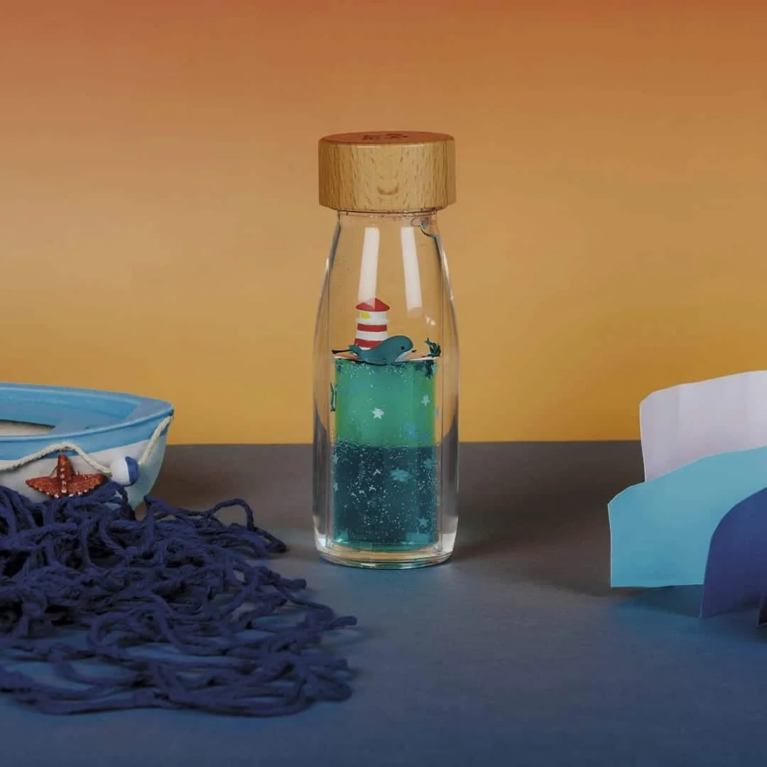 move_bottle_whale_calm_1[1].jpg