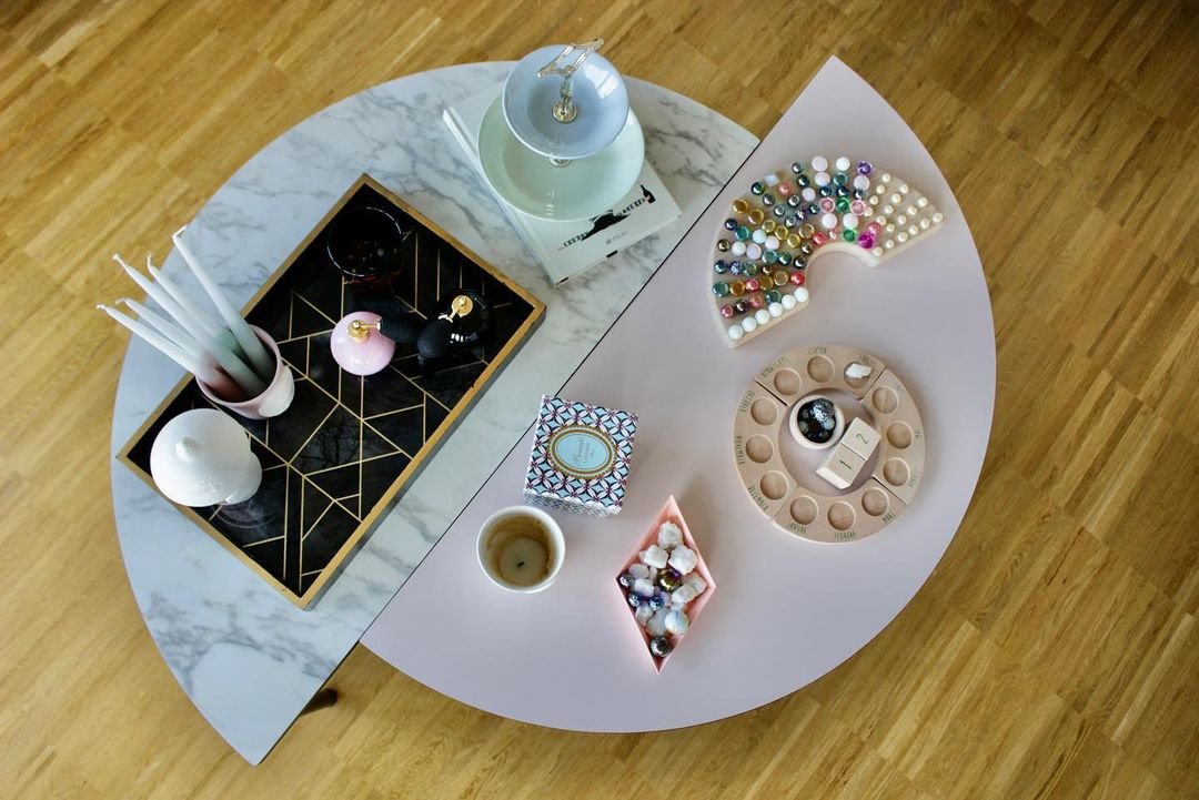 Ladurée decoration of coffee table