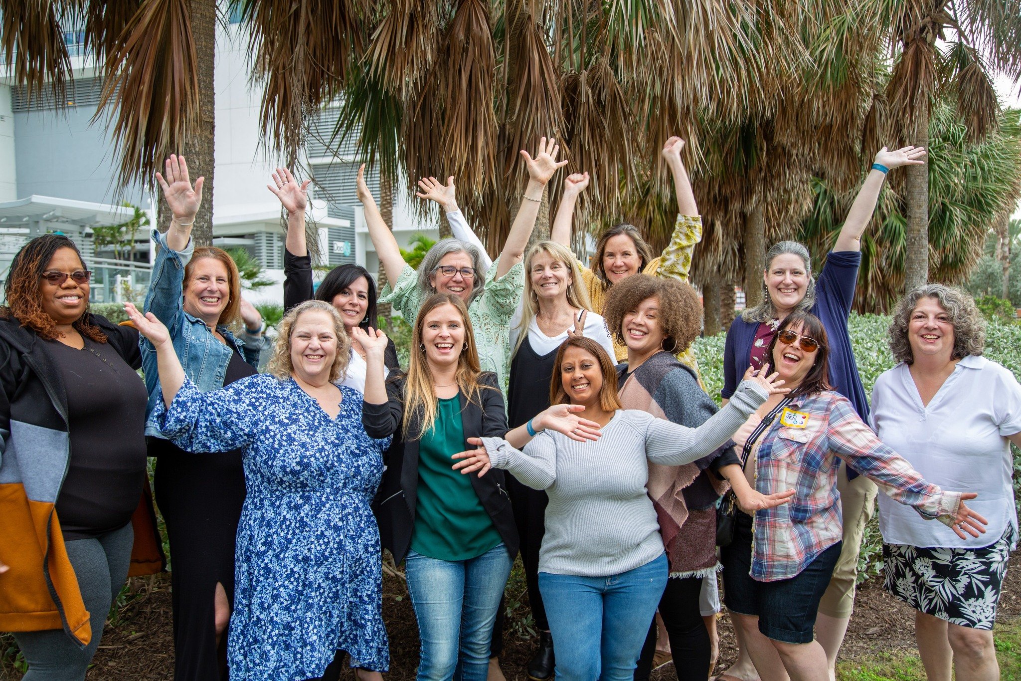 You&rsquo;re not behind.

You&rsquo;re just trying to build a business without an inner circle of true support.

Most doulas were never taught how to grow their businesses.

They were taught to be self-sacrificing and figure it out as they go.

My Do