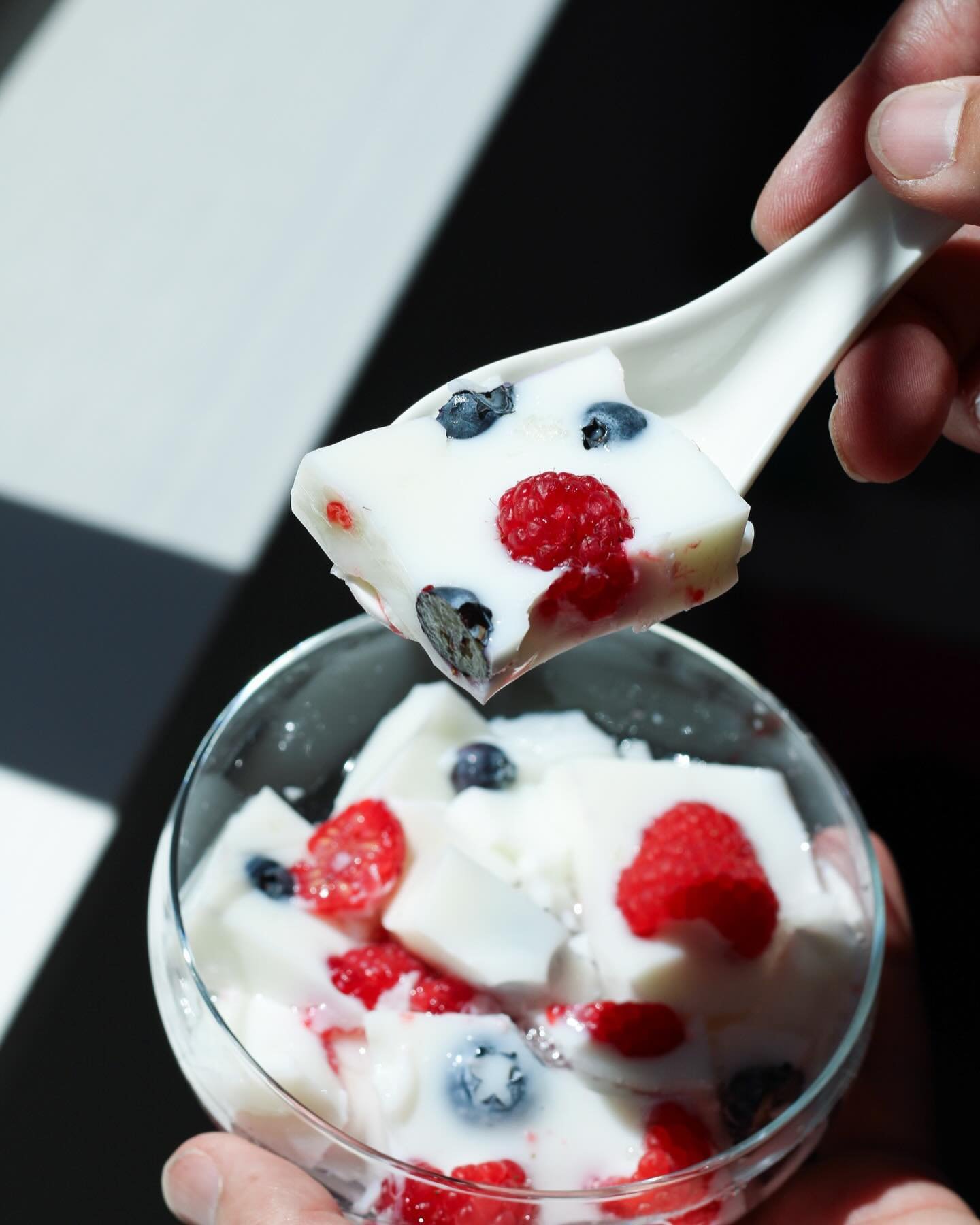ALMOND JELLO WITH BERRIES #fromaprilskitchen

Prep Time: 10 mins |  Cook Time: 4 hours |  Total Time: 4 hours and 10 mins

This Almond Jello with Berries is not only a feast for the eyes but also a gluten-free treat that everyone can enjoy. Whether y
