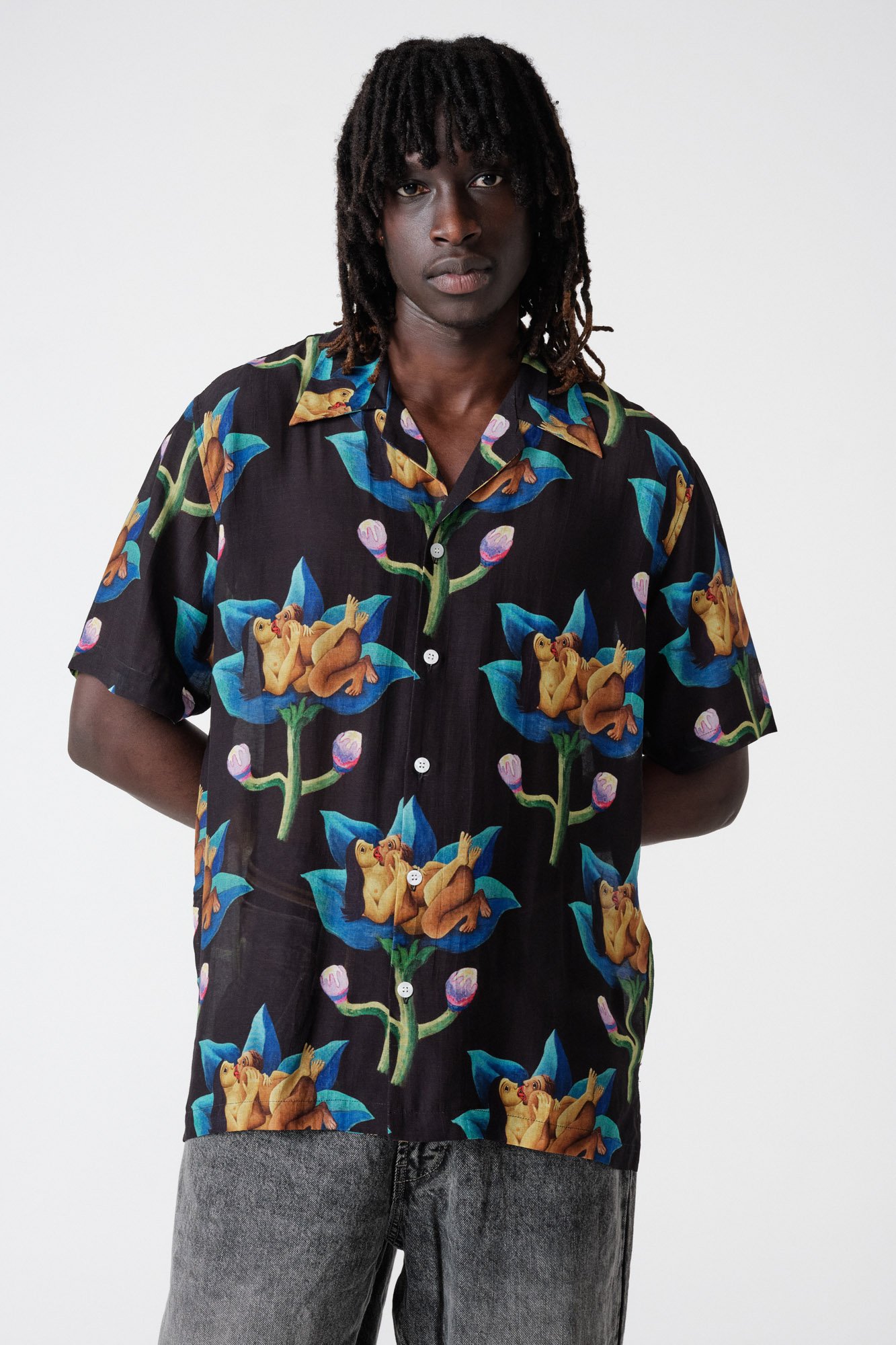 endless-joy-dendrophilia-silk-rayon-short-sleeve-shirt-close-up