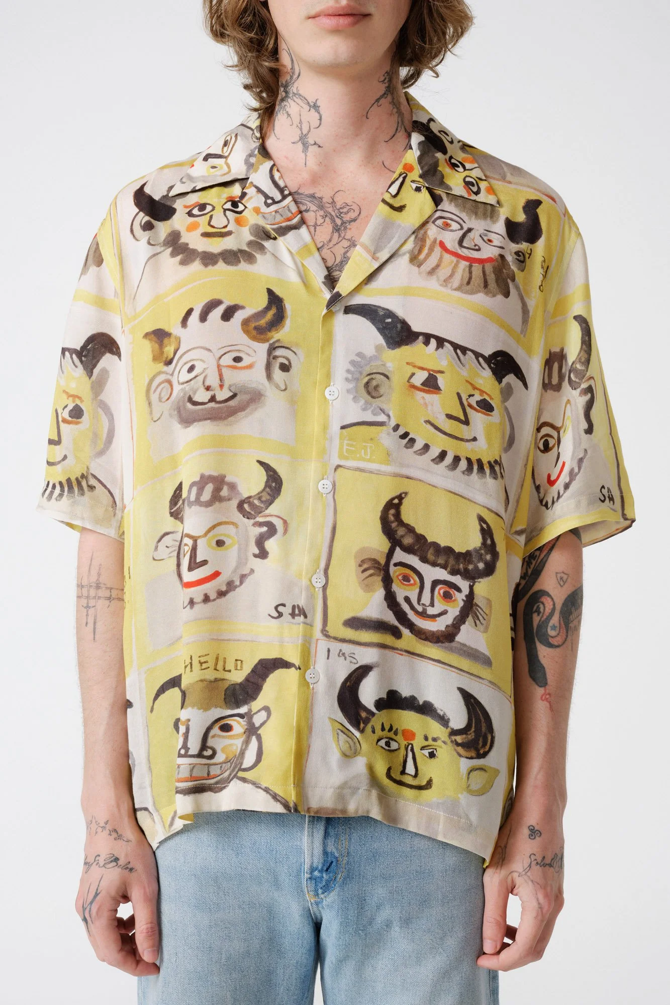 endless-joy-satyr-yellow-printed-crepe-rayon-short-sleeve-shirt-front-close-up-art-detail