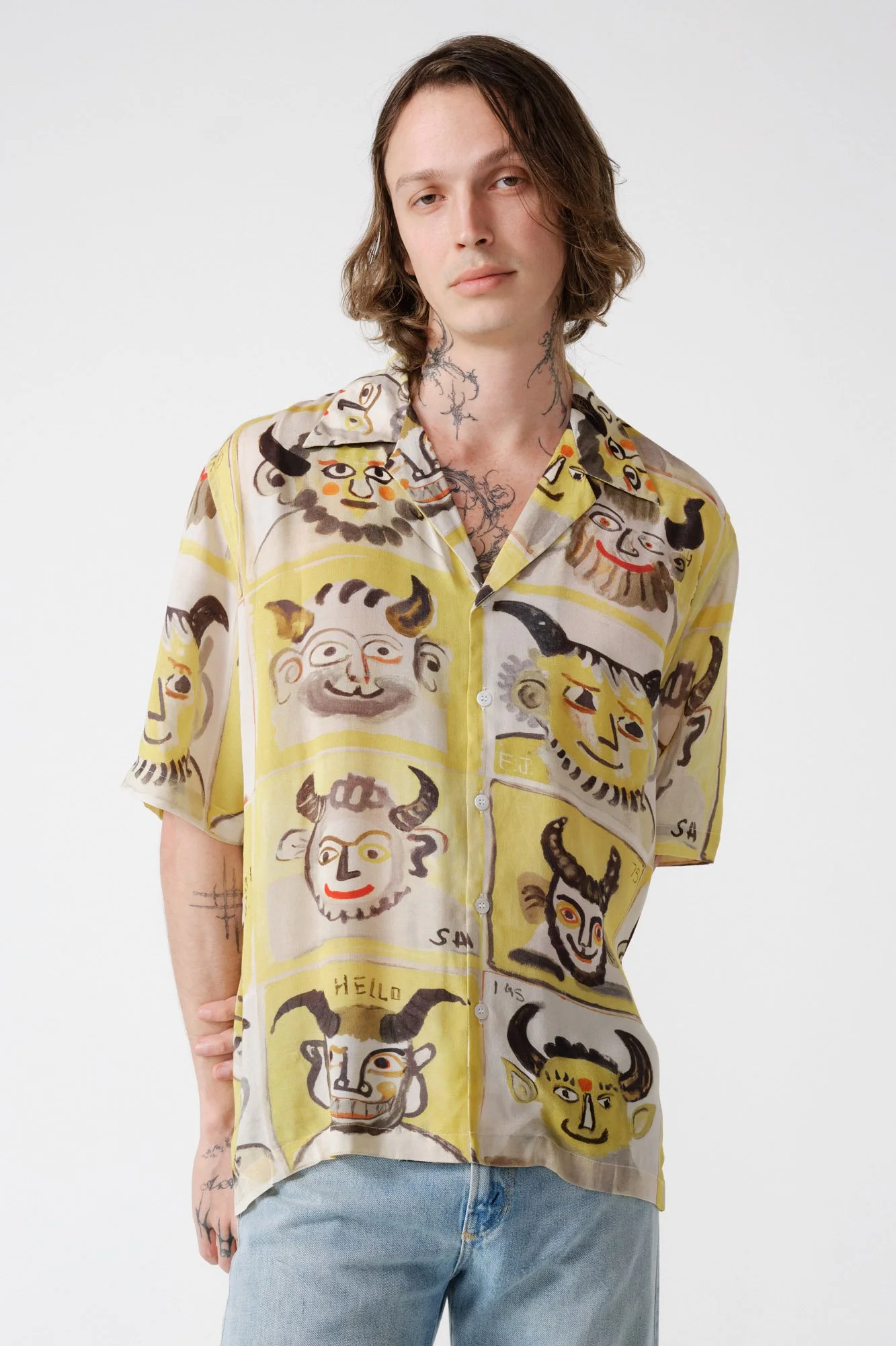 endless-joy-satyr-yellow-printed-crepe-rayon-short-sleeve-shirt-front-close-up