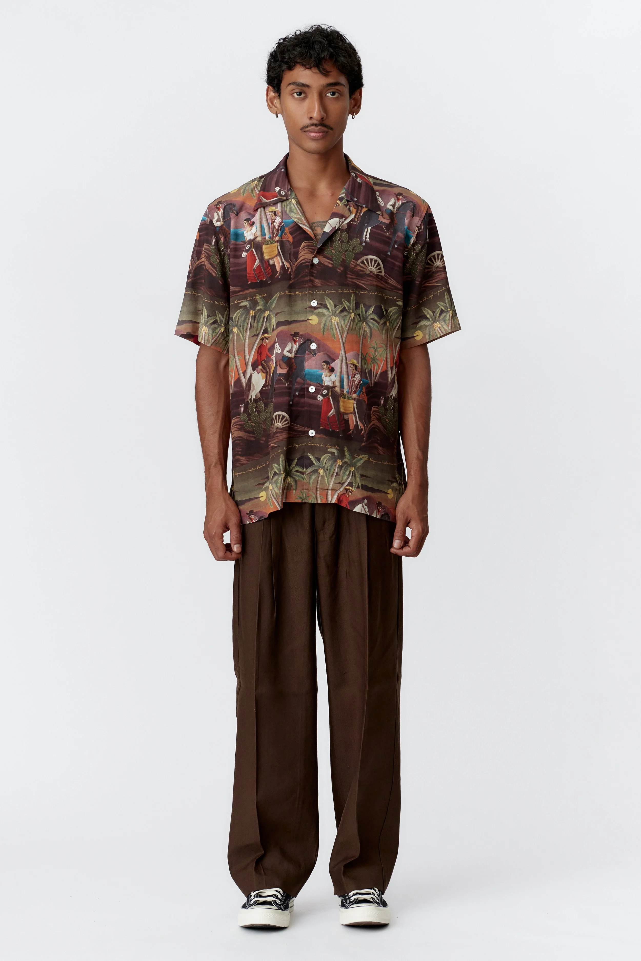 BANDITO REPEAT BOTTLE GREEN MODAL SHORT SLEEVE SHIRT