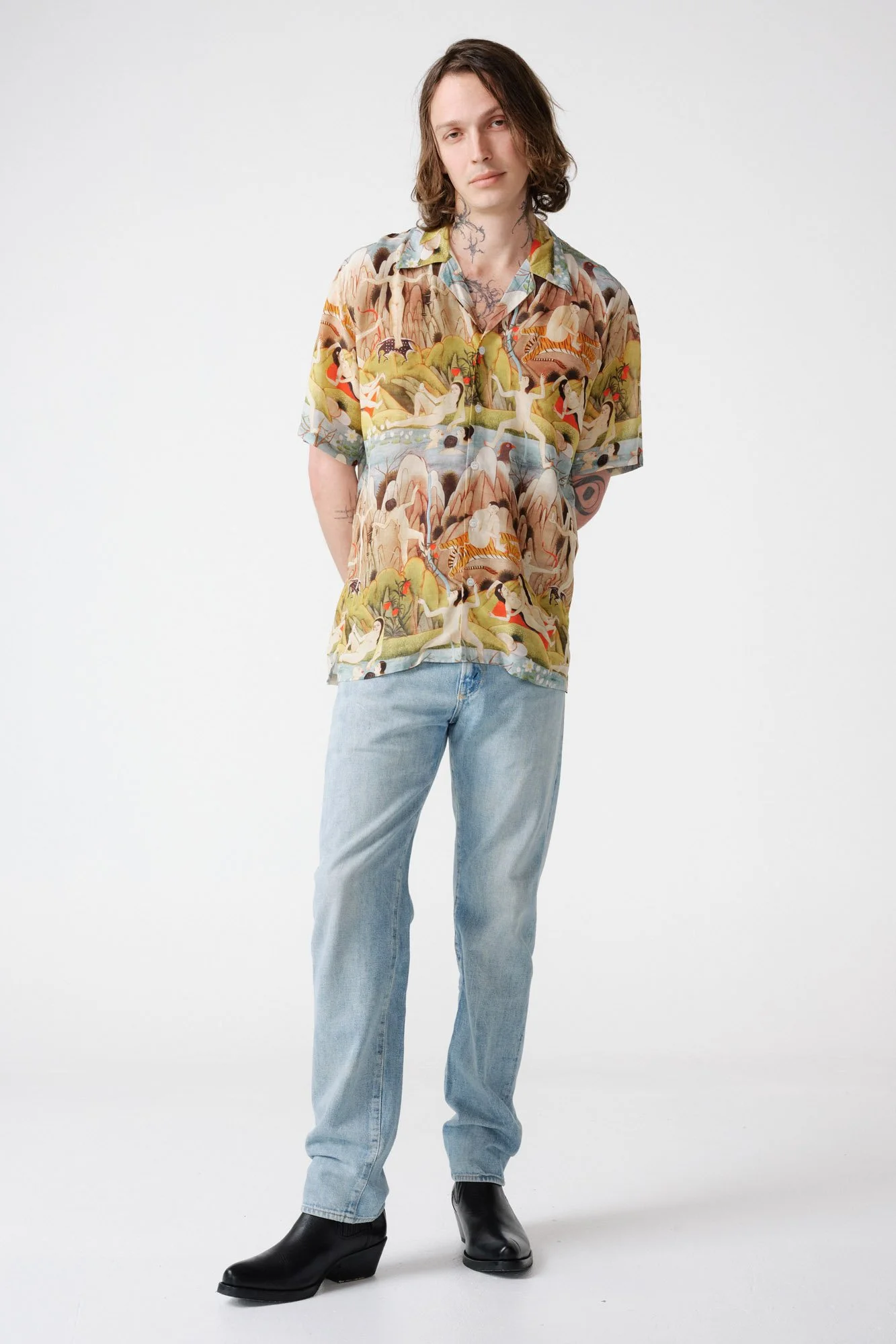 endless-joy-towards-a-centre-silk-rayon-short-sleeve-shirt-model-relaxed-front-in-studio