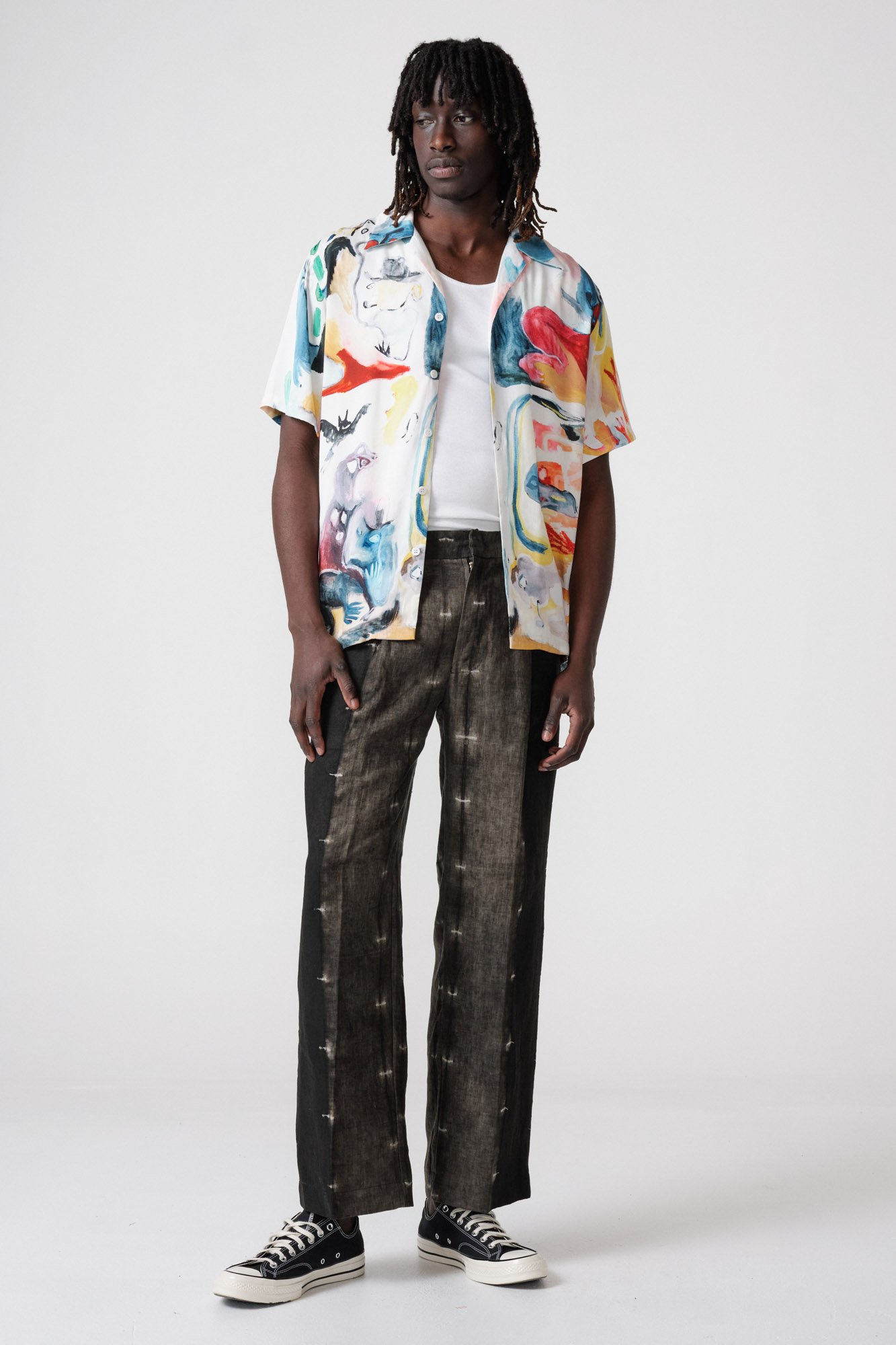endless-joy-pipe-dream-printed-short-sleeve-shirt-front-relaxed-shirt-open