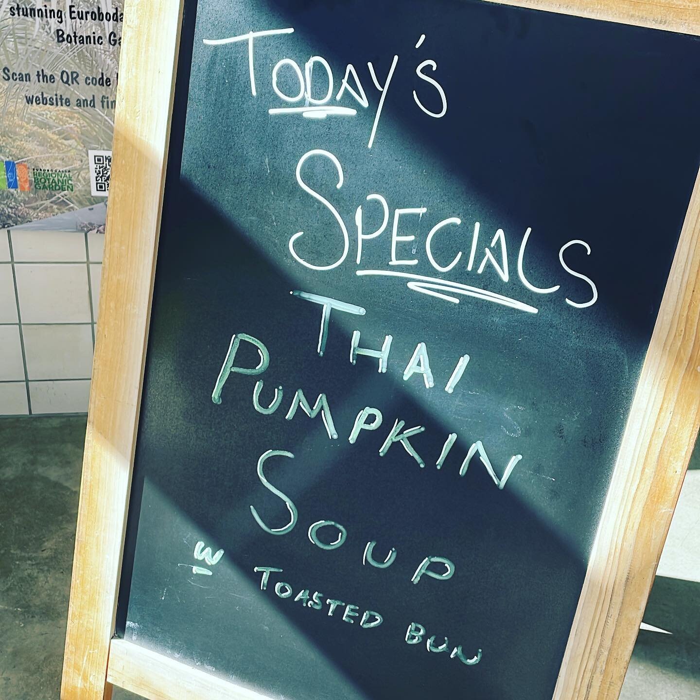 Spicy Thai Pumkin Soup, get it hot 🔥 
.
.
.
.
.

#mossycafe #seeyouatthemossy #cafe #coffee #broulee #mossypoint #falafel #falafelwrap #southcoastnsw  #nsw #wheretoeat #whattoeat #visitbatemansbay #visitmoruya #visitnsw #nsw #mossyontrain #batchbrew