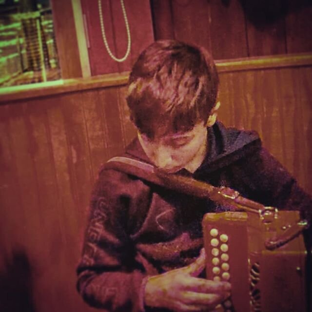 RORY! ... #liveatthedruid .
.
.
.
.
.
.
.
#kidrocks #inmansquare #traditionalirishmusic #saturdaychhunes