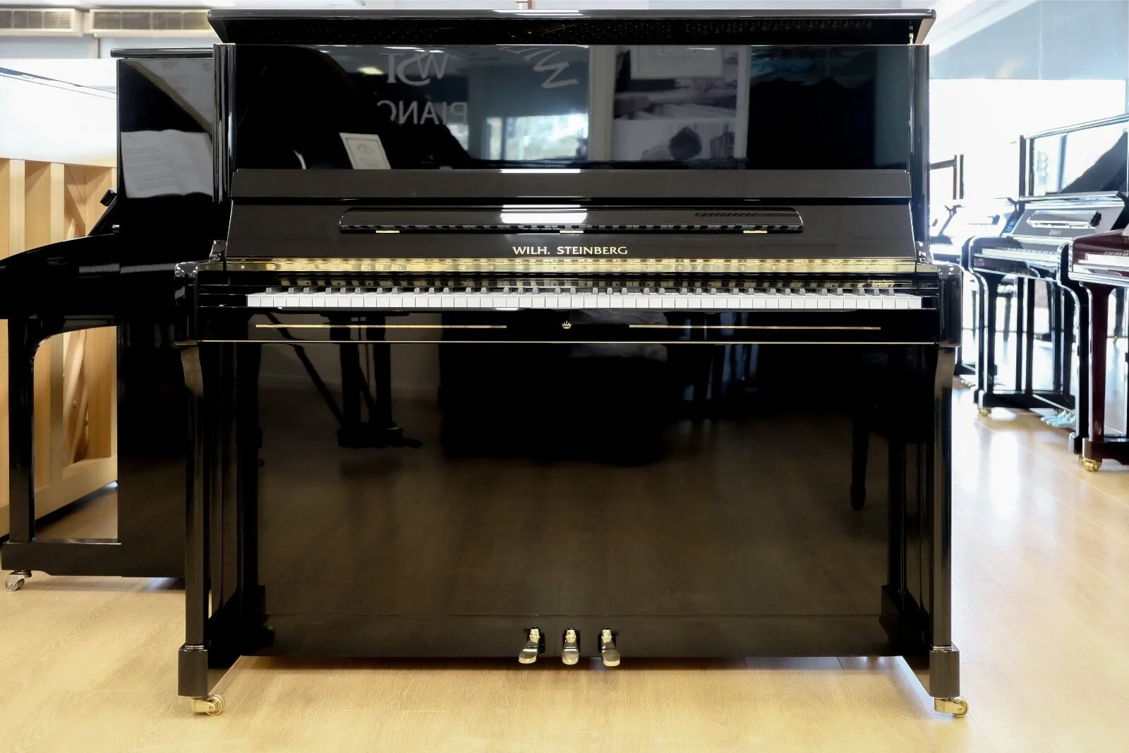 Wilh-Steinberg-S130-front.jpg
