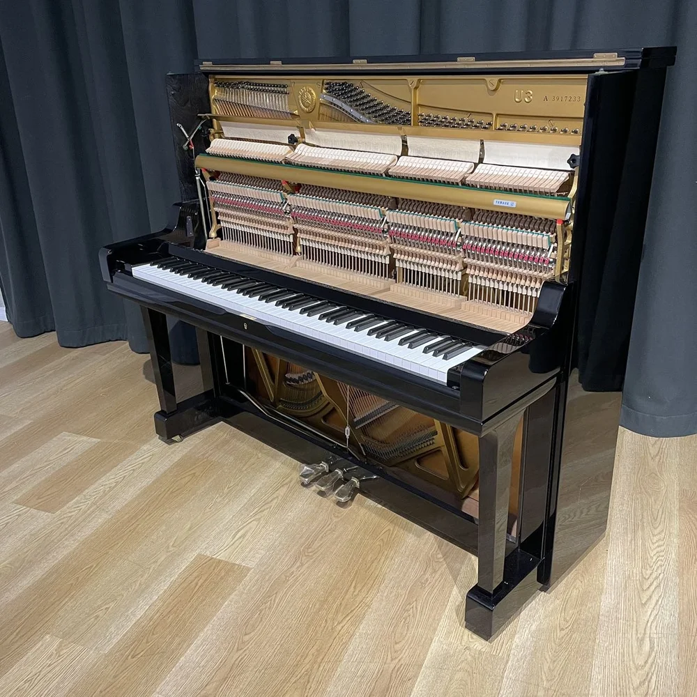 YAMAHA U3A , 1983y, 1984y — Australian Music World