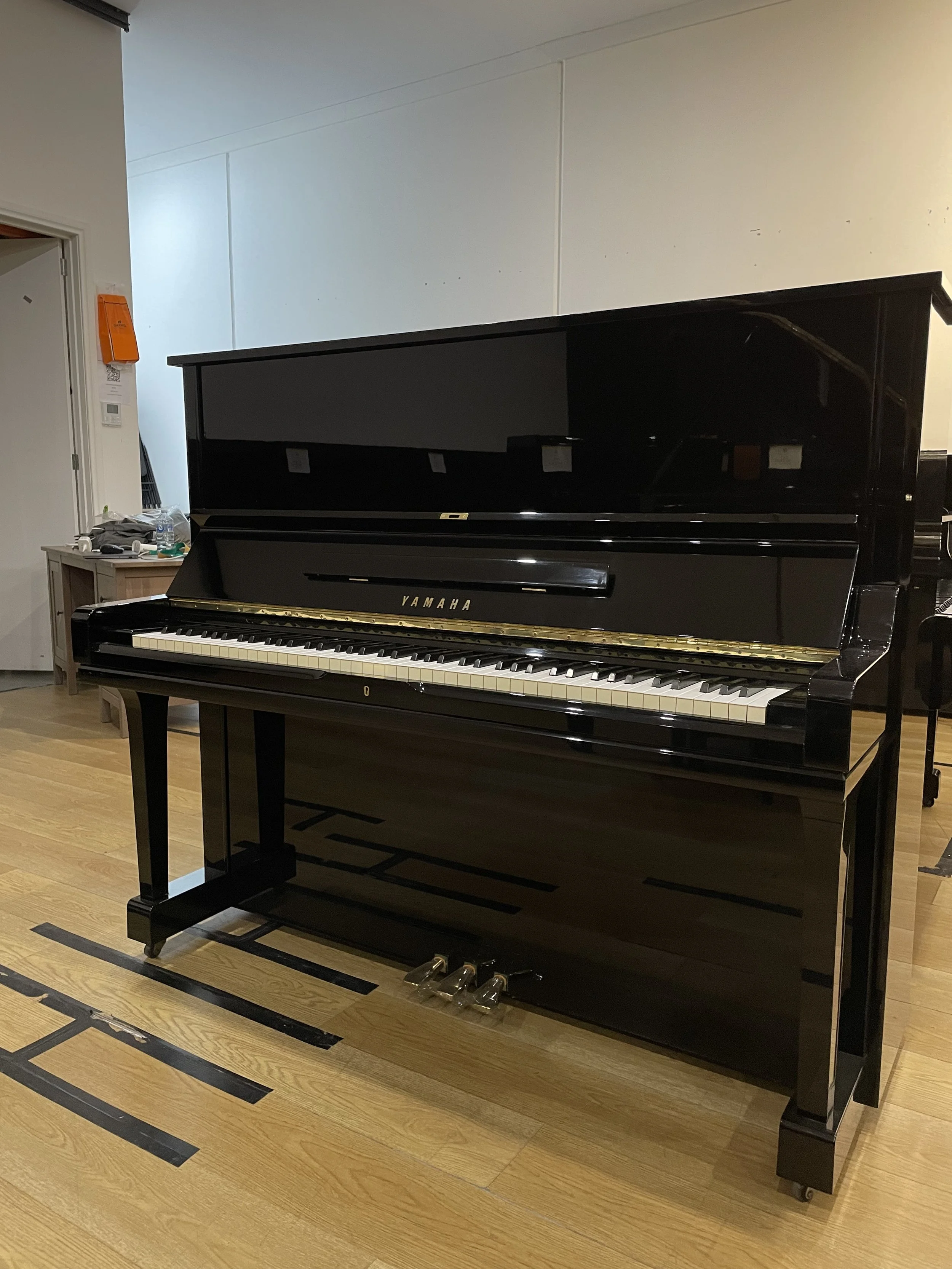 YAMAHA U30A MADE IN JAPAN