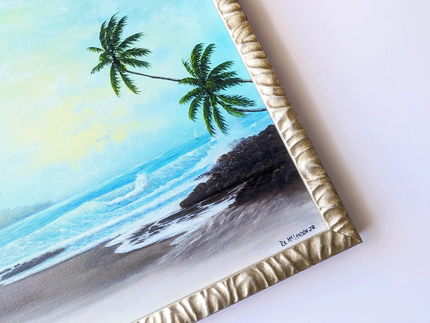 Our client wanted a frame with a warm-tone silver finish and some movement. @amciregence had exactly what we needed! 😉
.
.
.
.
.
#thegiltcomplex #customframıng #fineartframing #fineart #highwayman #beachscene #landscape #seascape #tropical #islandli