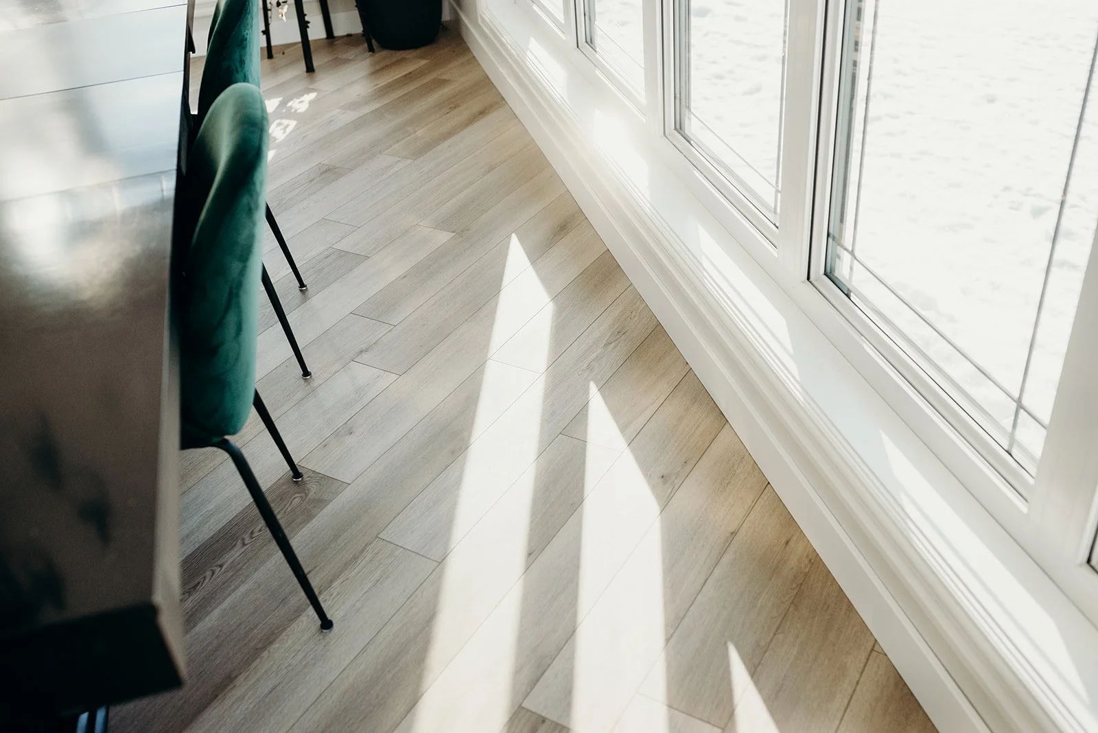 Great flooring is not far away! And right now 12 select colours are on SALE! Keep the discount, or donate it to one of four local charities. We will match your donation.
This one is one of the vinyl options. We also have hardwood and laminate to choo