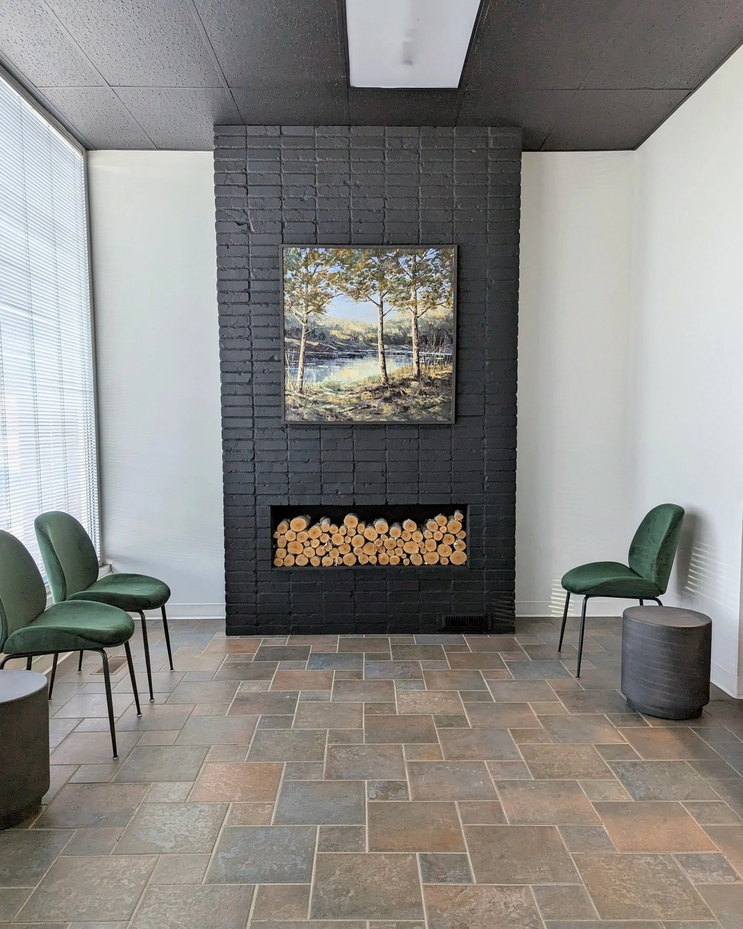 // Before + After // This was a tight-budget facelift of a lawyer's office where the goal was to get rid of the 90'ies look while not changing neither the layout nor the flooring that runs throughout the building. To get the modern look, yet keeping