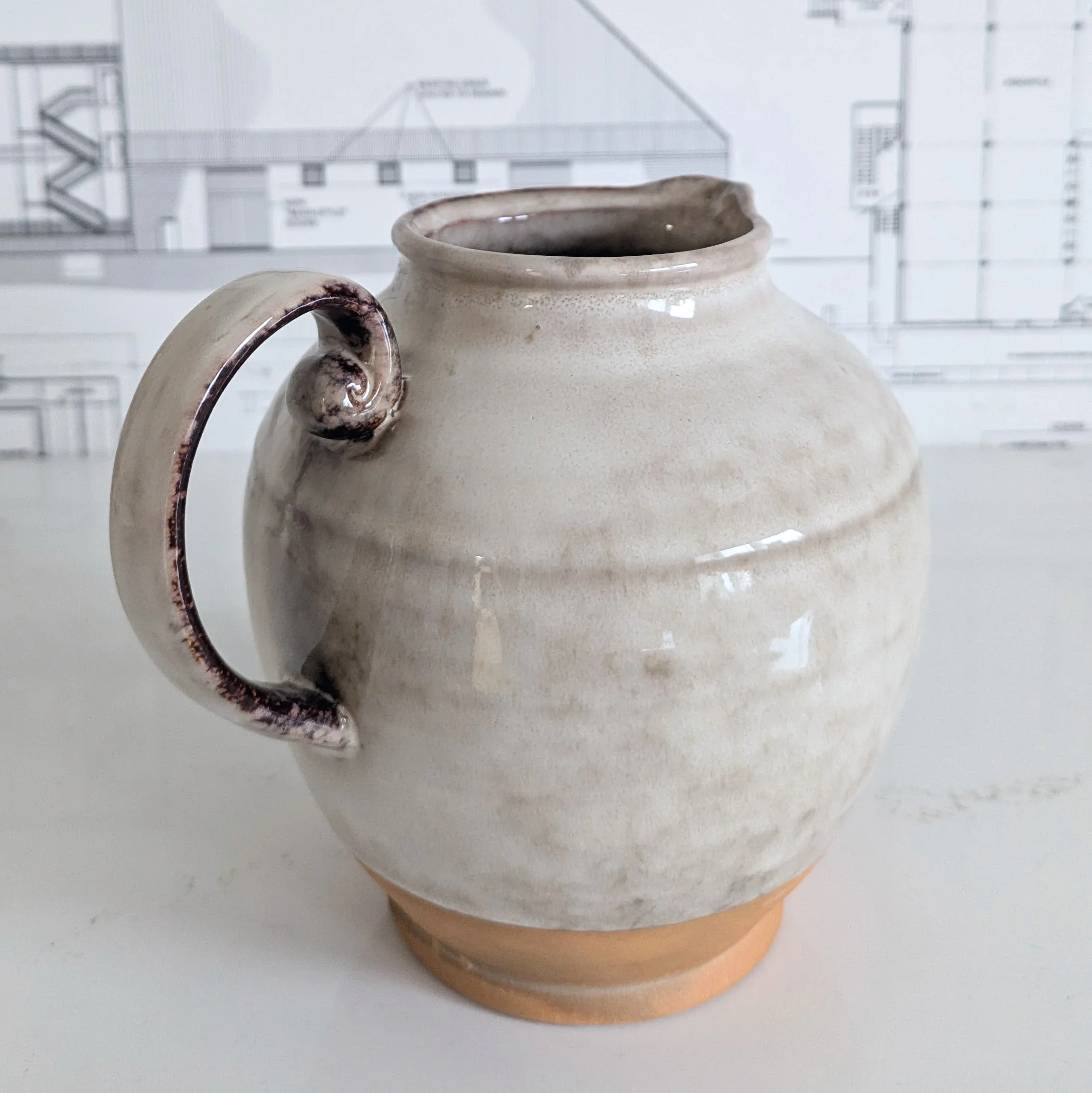 Prairie Pitcher