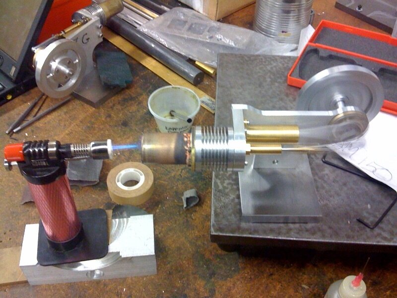 Stirling Engine running with original heat sink.jpg