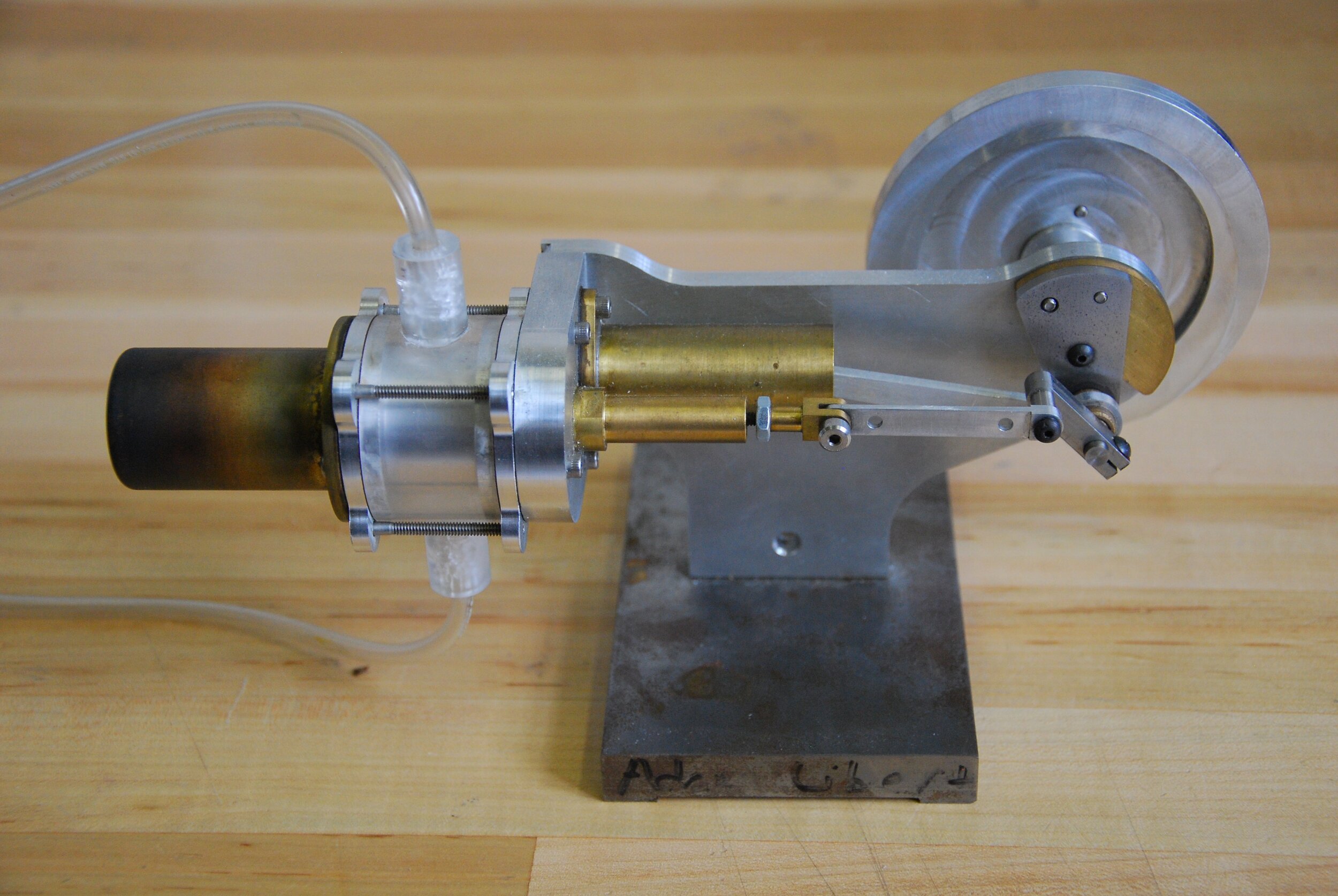 Stirling Engine Side.jpg