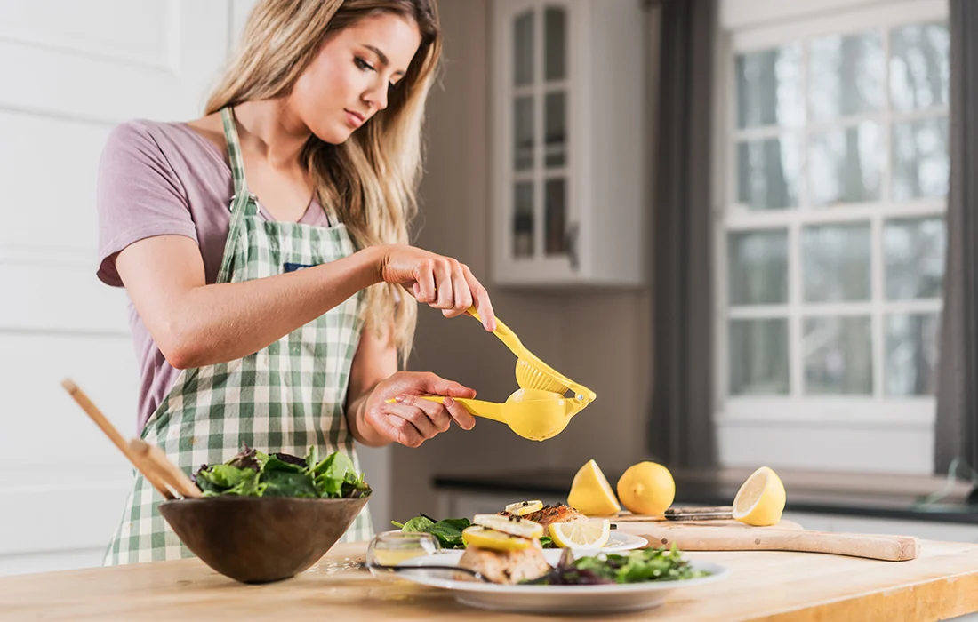 Lemon-Squeezer-LS.jpg