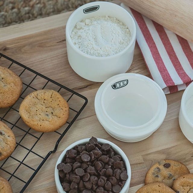 What story are you telling through your product images? Can you taste the cookies in this image?
