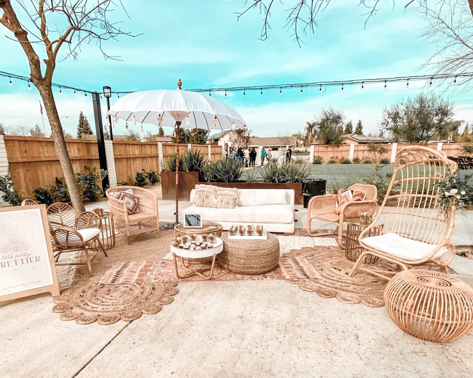 14611038-92D9-44E3-AE29-E38A6C14AA9D