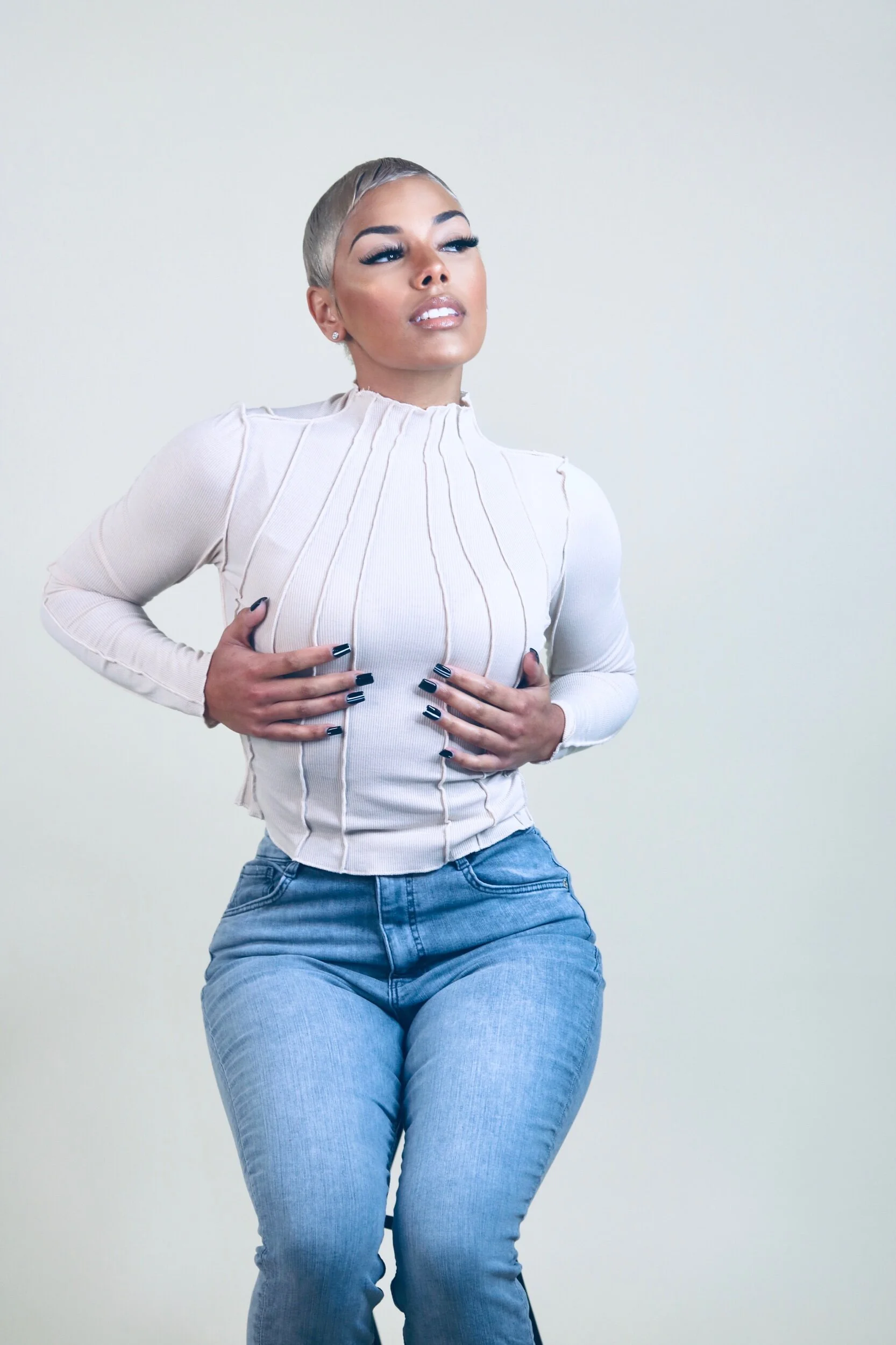 A9E7E54E-F907-4DC4-954B-76954D00E54F