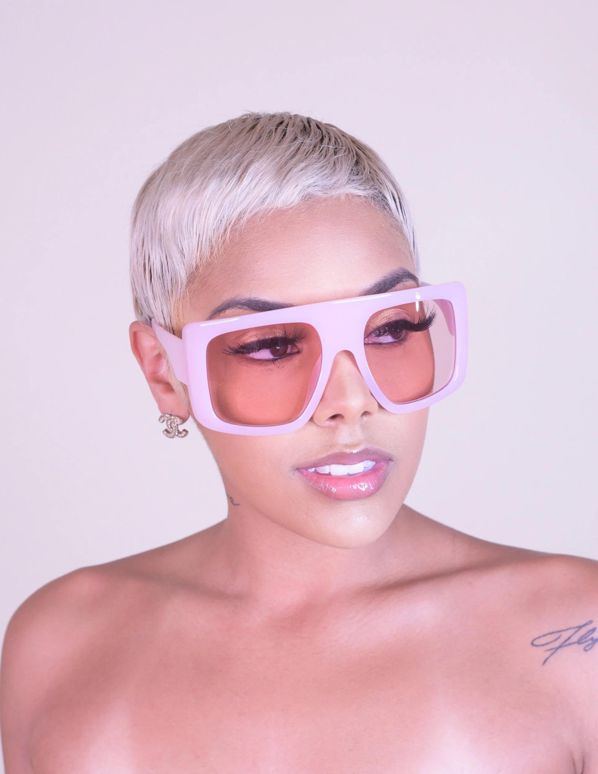 0A1D3816-68B4-44DA-AC9F-D352CB5FA122