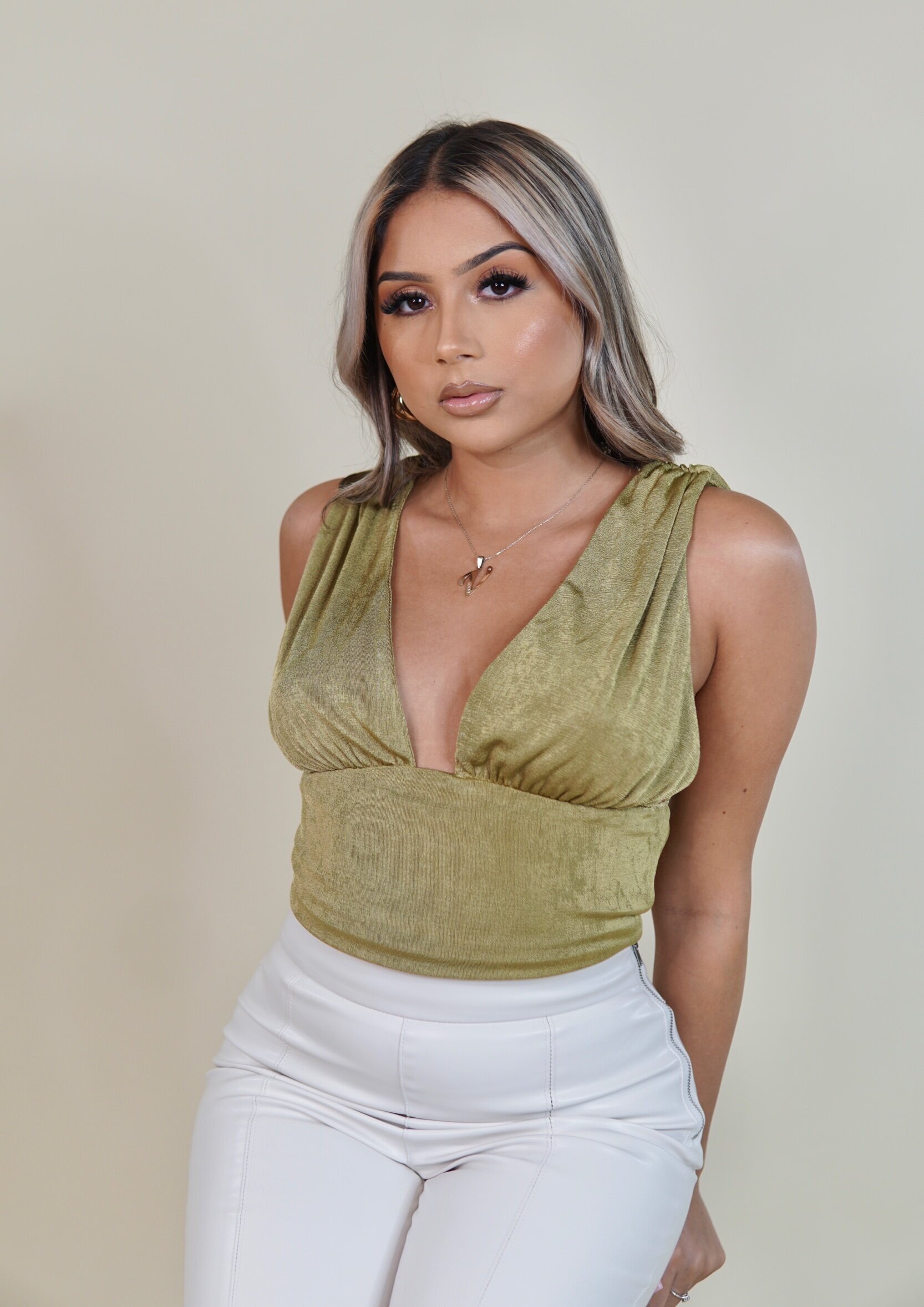 E7A612EA-4DFC-4274-BE24-37078FD01903