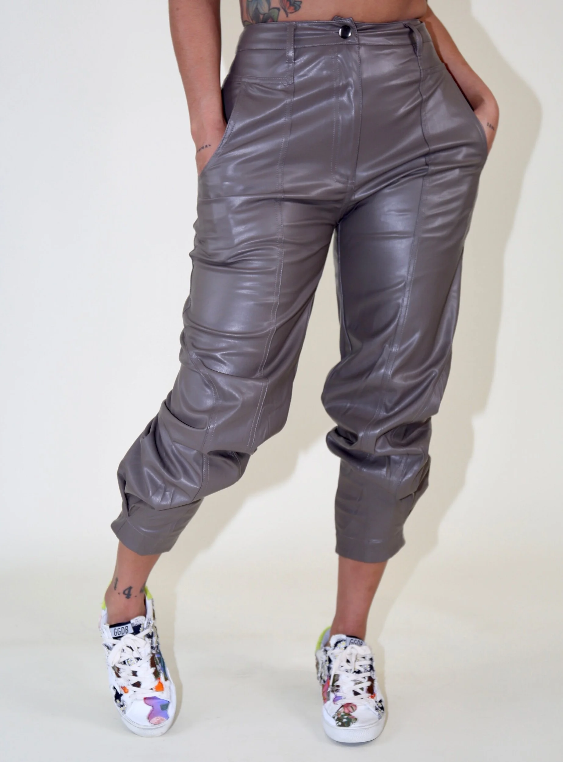 BDBFDCE1-C4F6-4B32-92F5-D4FB7DCF75A7