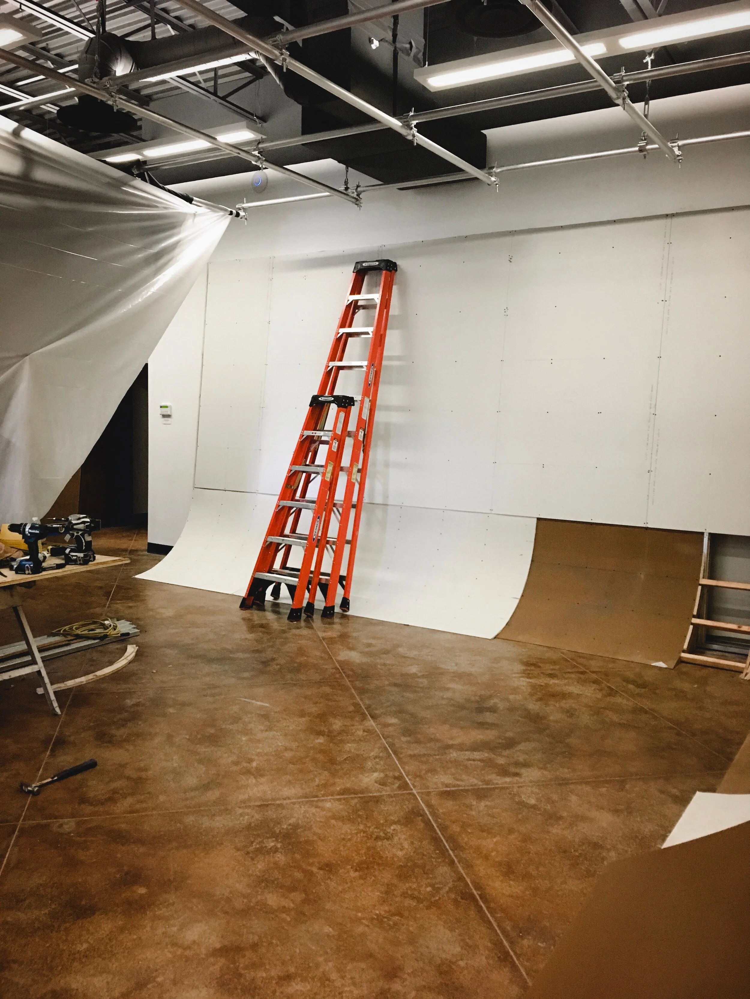 Cyc Wall Construction