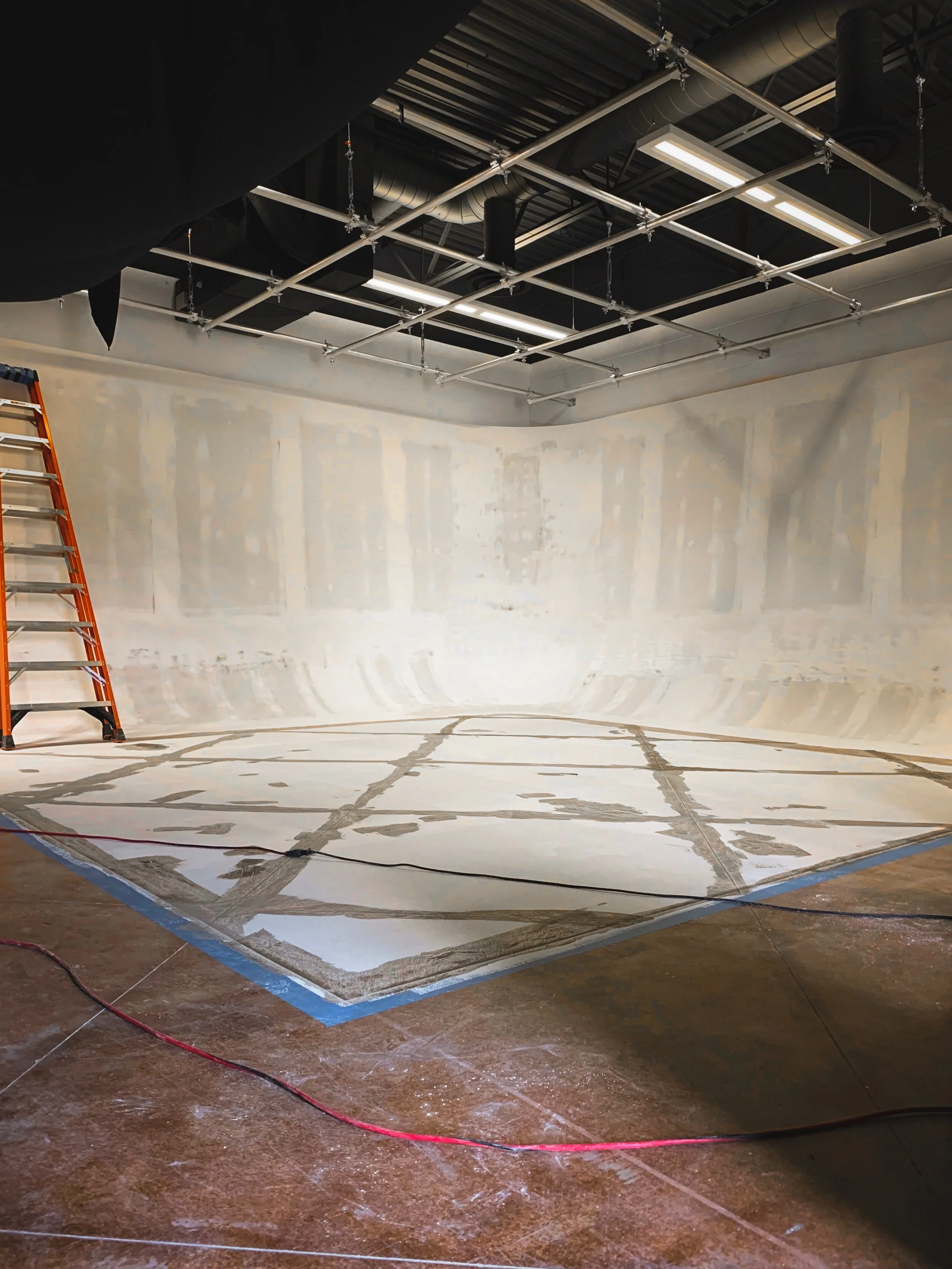 Cyc Wall Construction