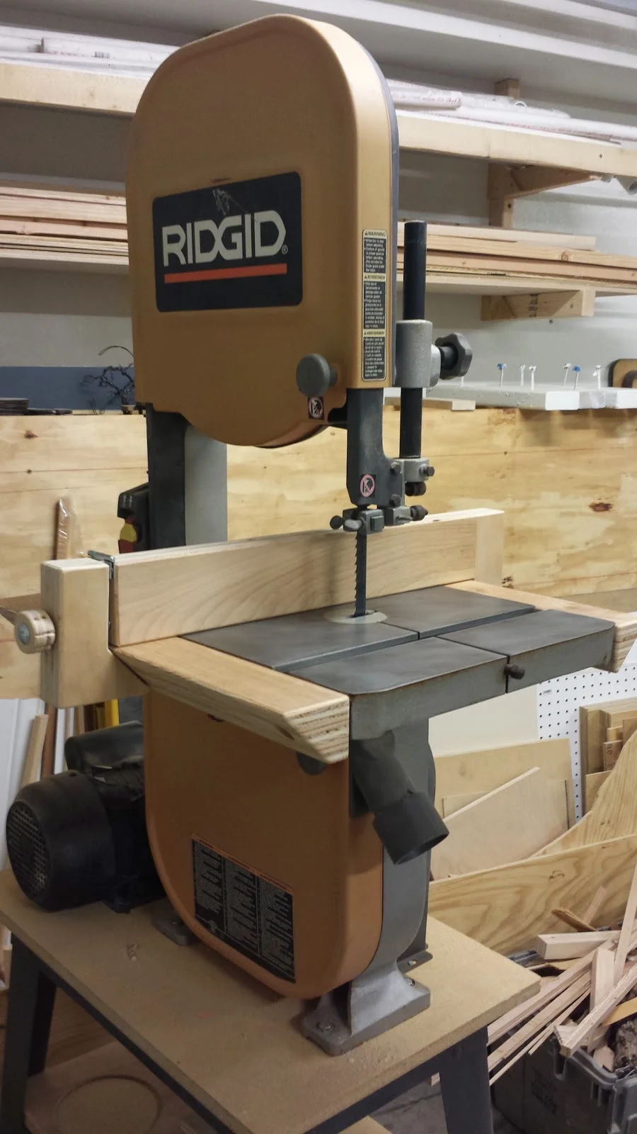 DIY Bandsaw Fence