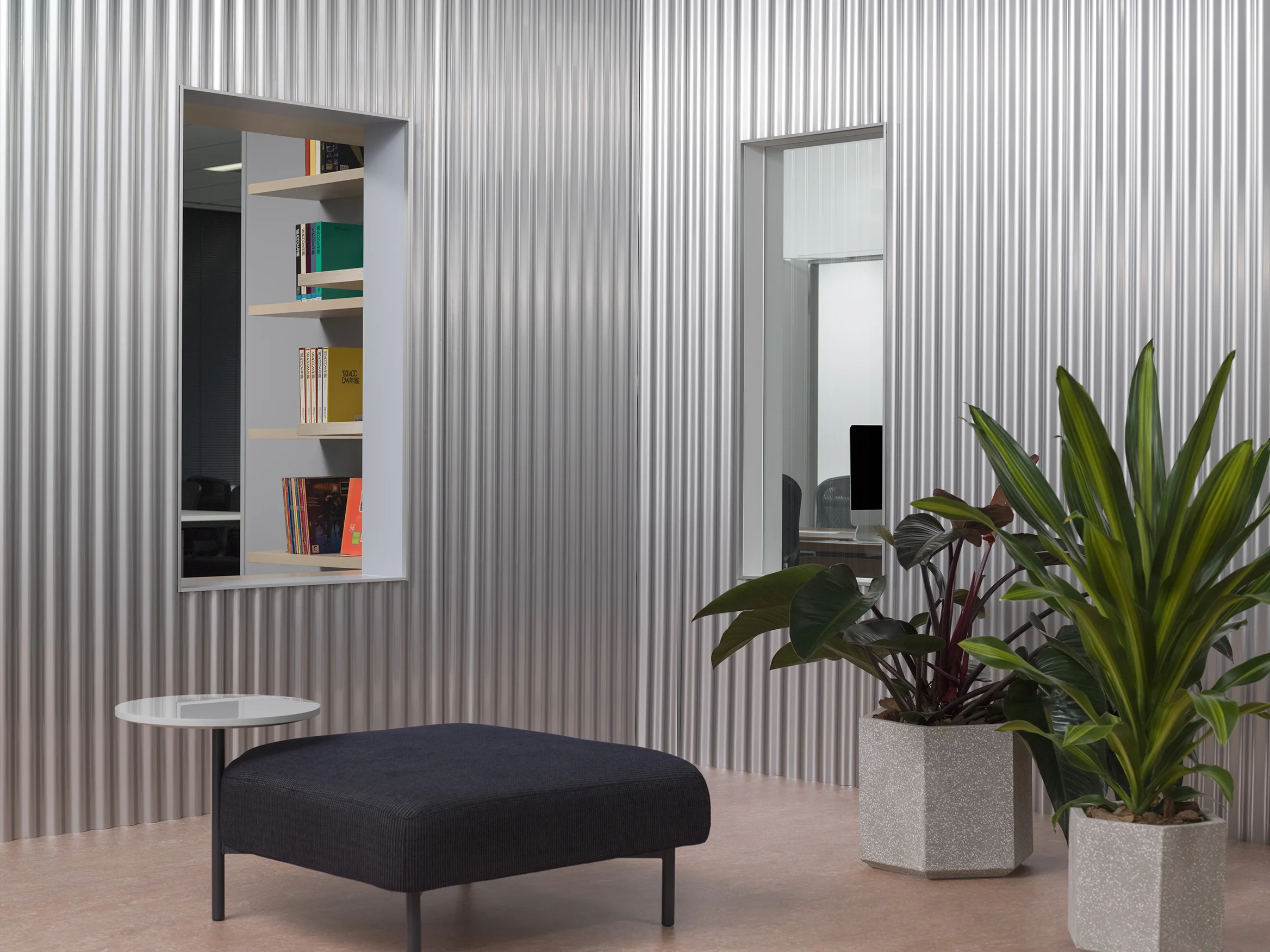 office-with-a-patio_20180520_247-Edit_high-res_350ppi_q100_adobe-rgb_v02.jpg