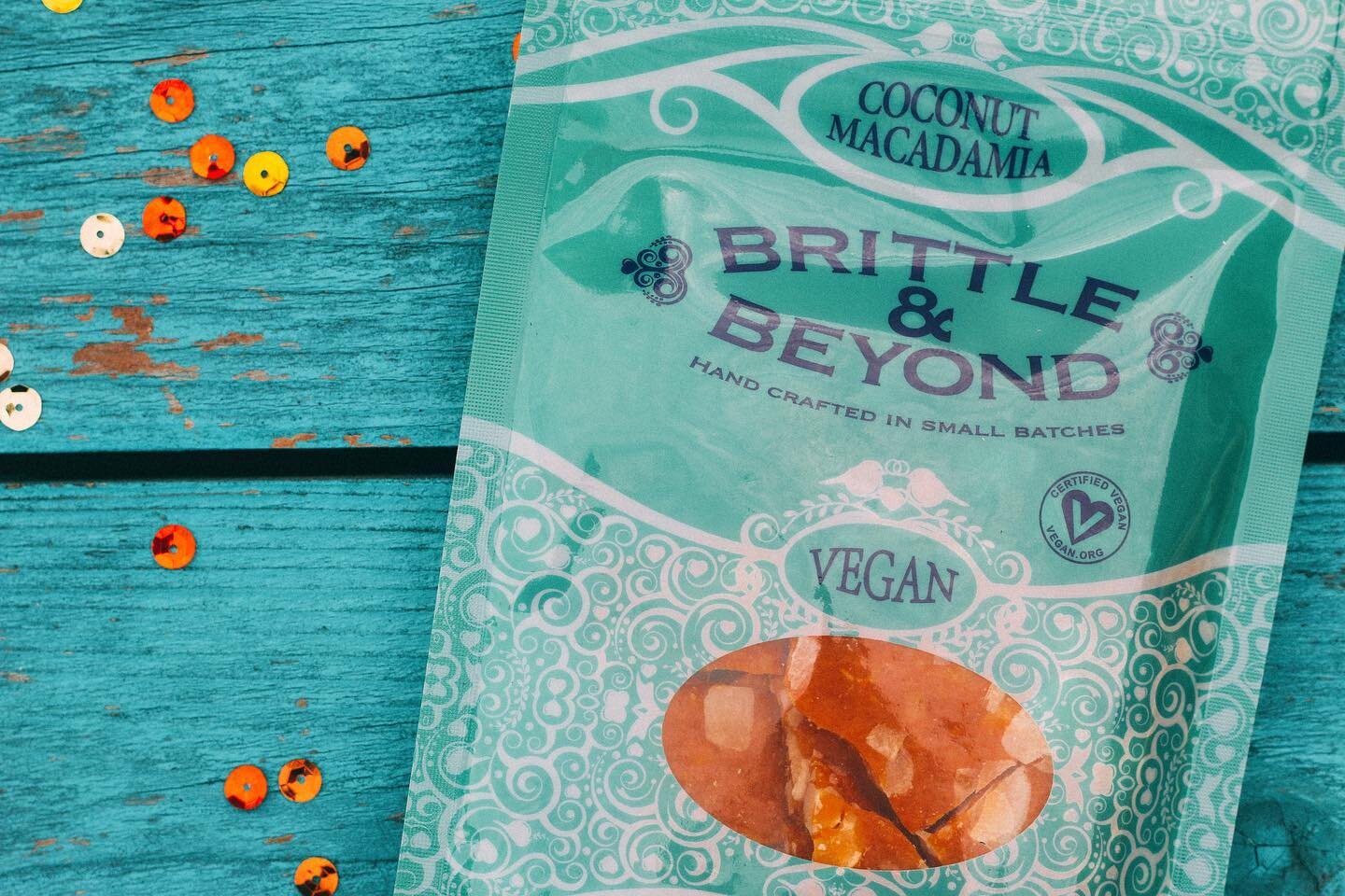 What's cheaper than booking a flight to Hawaii? ✈️

Buying a bag of our tropical Coconut Macadamia brittle!
.
.
.
#brittle #candybrittle #dessertflavors #dessertheaven #hawaiiflights #hawaiiflavors #coconutflavor 
#coconutmacadamia #nutbrittle #macad