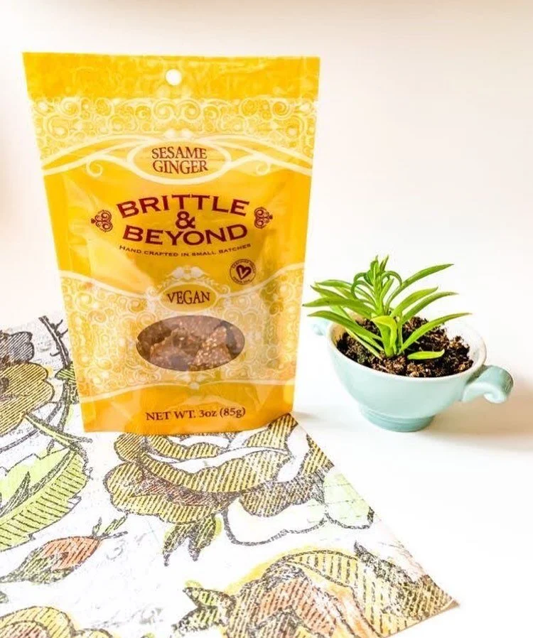 Is it spring yet? 🌿🌼

We're counting down the days... (Only 18 left!)
.
.
.
#brittle #candybrittle #sesameginger #gingercandy #sesame #ginger #spring #spring2021 #veganeats #nutfree