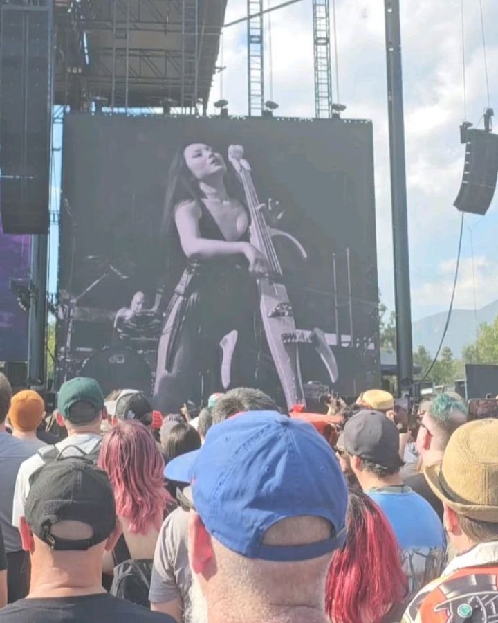 Late AF on the Cruel World Post, but here it is folks. Felt like Jurassic Park around all the Dinos, haha. 
.
.
#cruelworldfestival #cruelworld #ministry #interpol #trst #frenchpolice