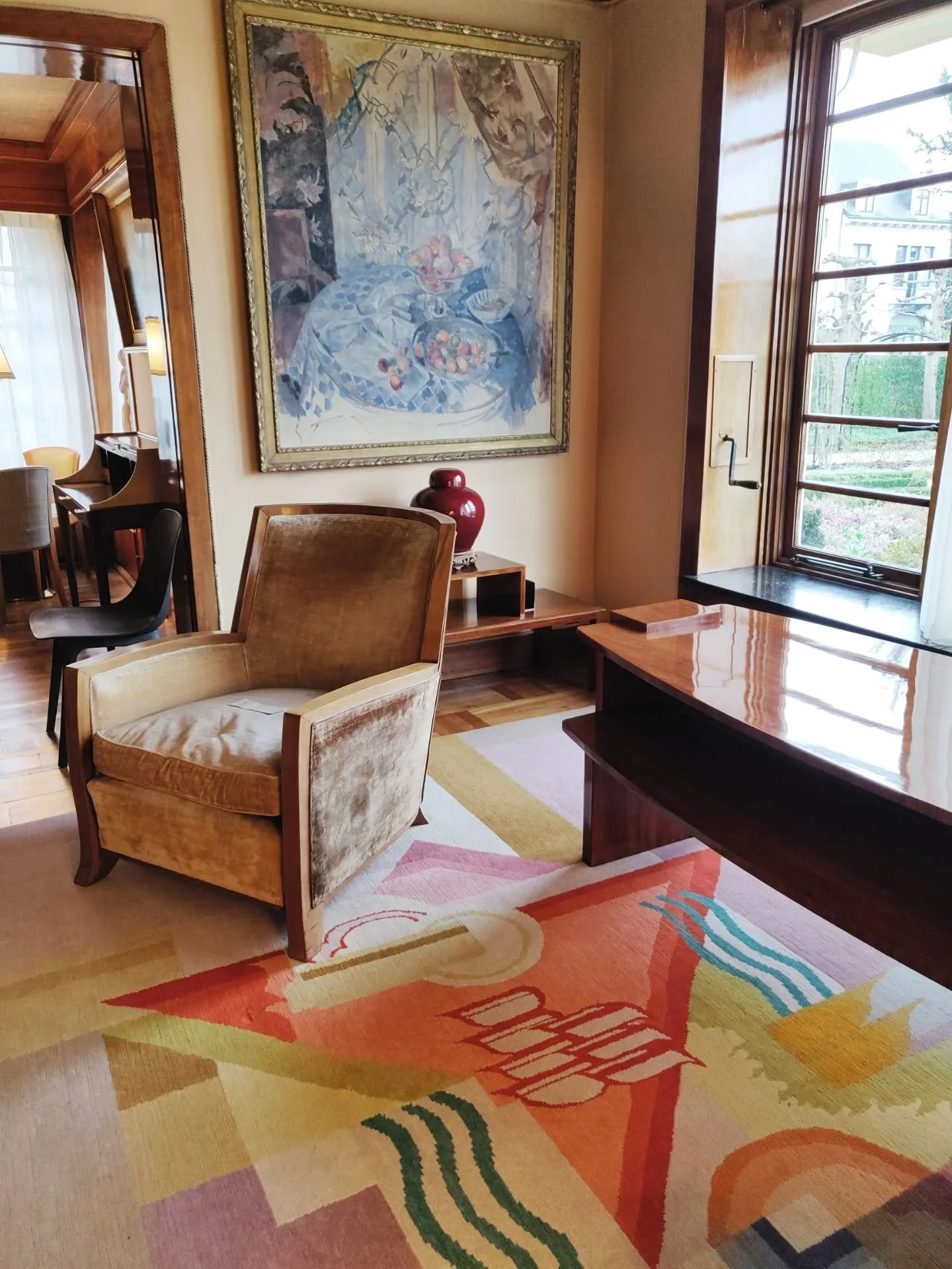 Weekend inspiration Rik Wouters. I was happy to discover two works of my favorite artist in @museumvanbuuren this weekend. 'The laughing woman' and 'The peaches' presented in the music room. 

Art deco era and its magnificent aesthetic, simplicity an