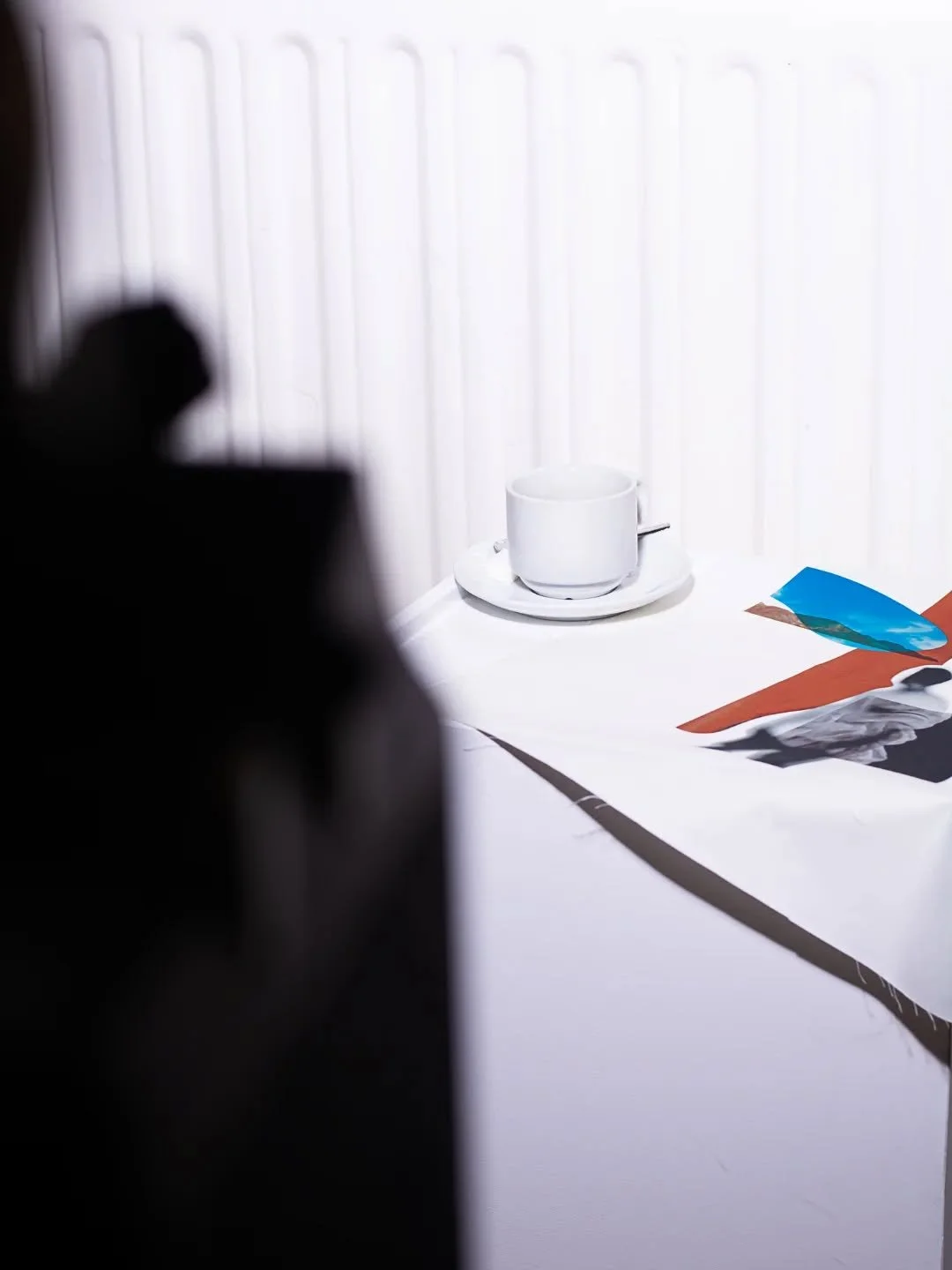 Un caf&eacute; s'il vous pla&icirc;t ☕
Abstract print on cotton fabric 

#ArtAndTextile&nbsp;#TextileArt&nbsp;#FashionAndArt&nbsp;#WearableArt&nbsp;#TextileDesign