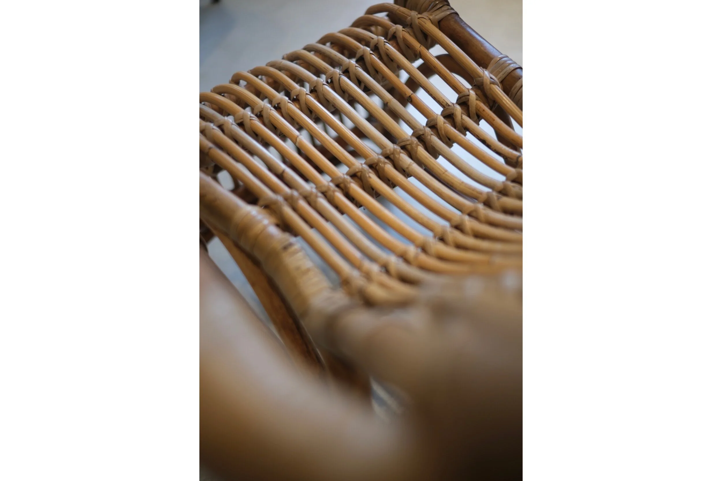 B3A7C701-B8BD-475F-9EA6-0DC73354D61A