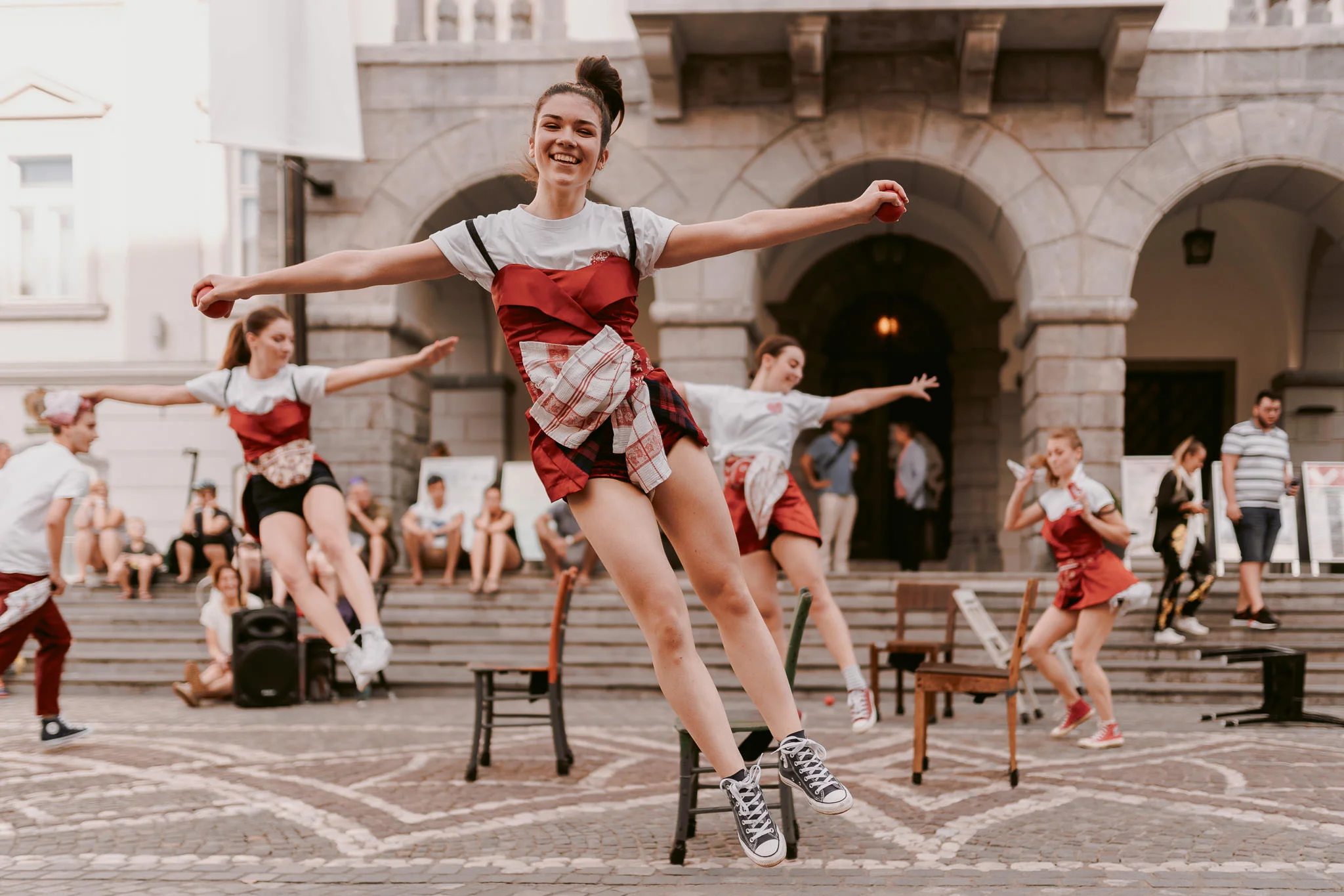 20190701-ONI-Ada-Kogovsek-Plesni-svet-Kazina-Ulicna-predstava-Ljubljana-186.jpg