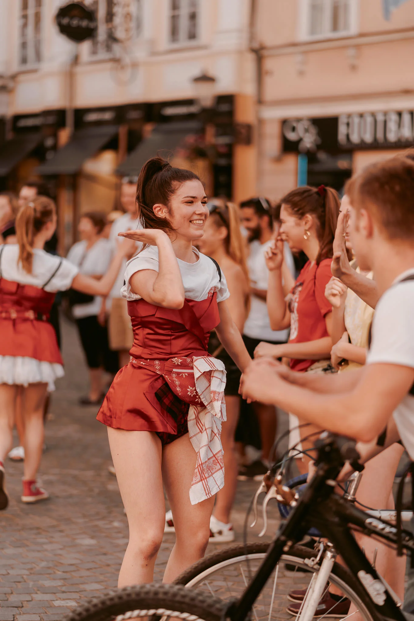 20190701-ONI-Ada-Kogovsek-Plesni-svet-Kazina-Ulicna-predstava-Ljubljana-349.jpg