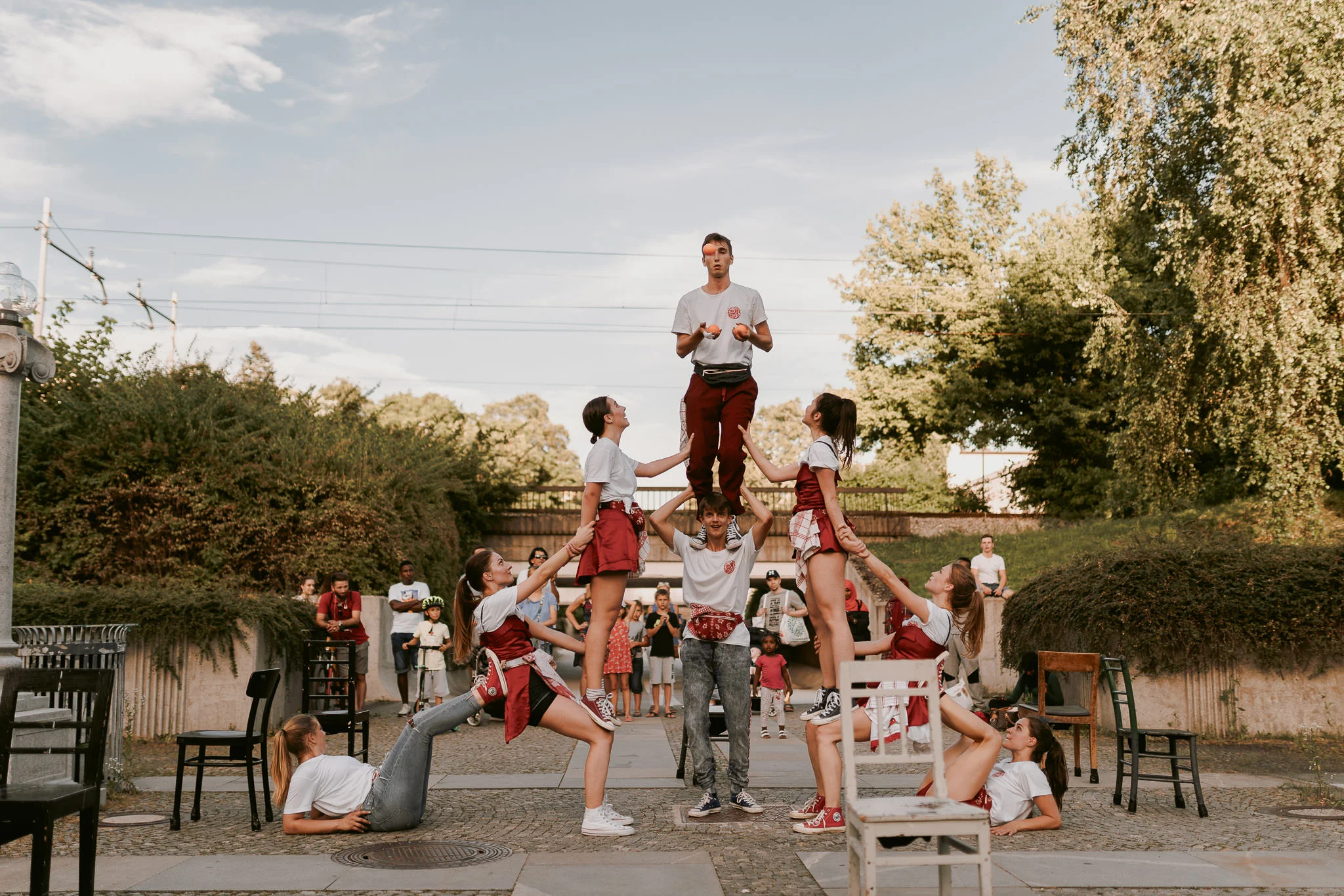 20190701-ONI-Ada-Kogovsek-Plesni-svet-Kazina-Ulicna-predstava-Ljubljana-770.jpg