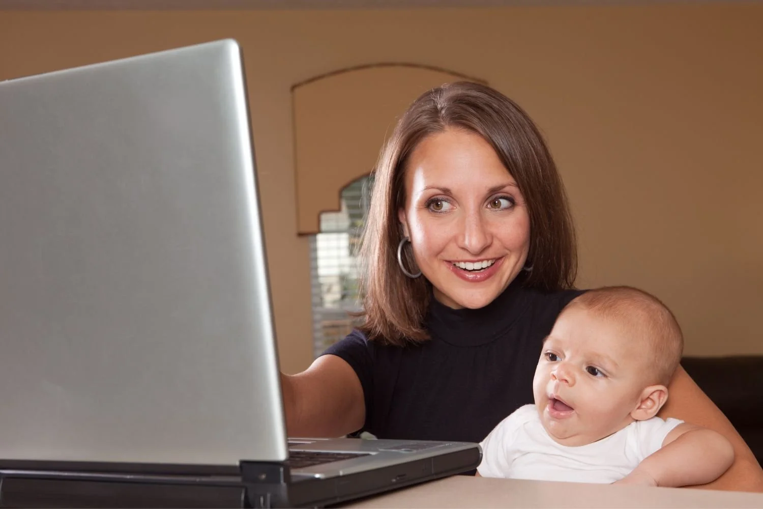 Does Insurance Pay for Doulas? With Carrot, Absolutely!
